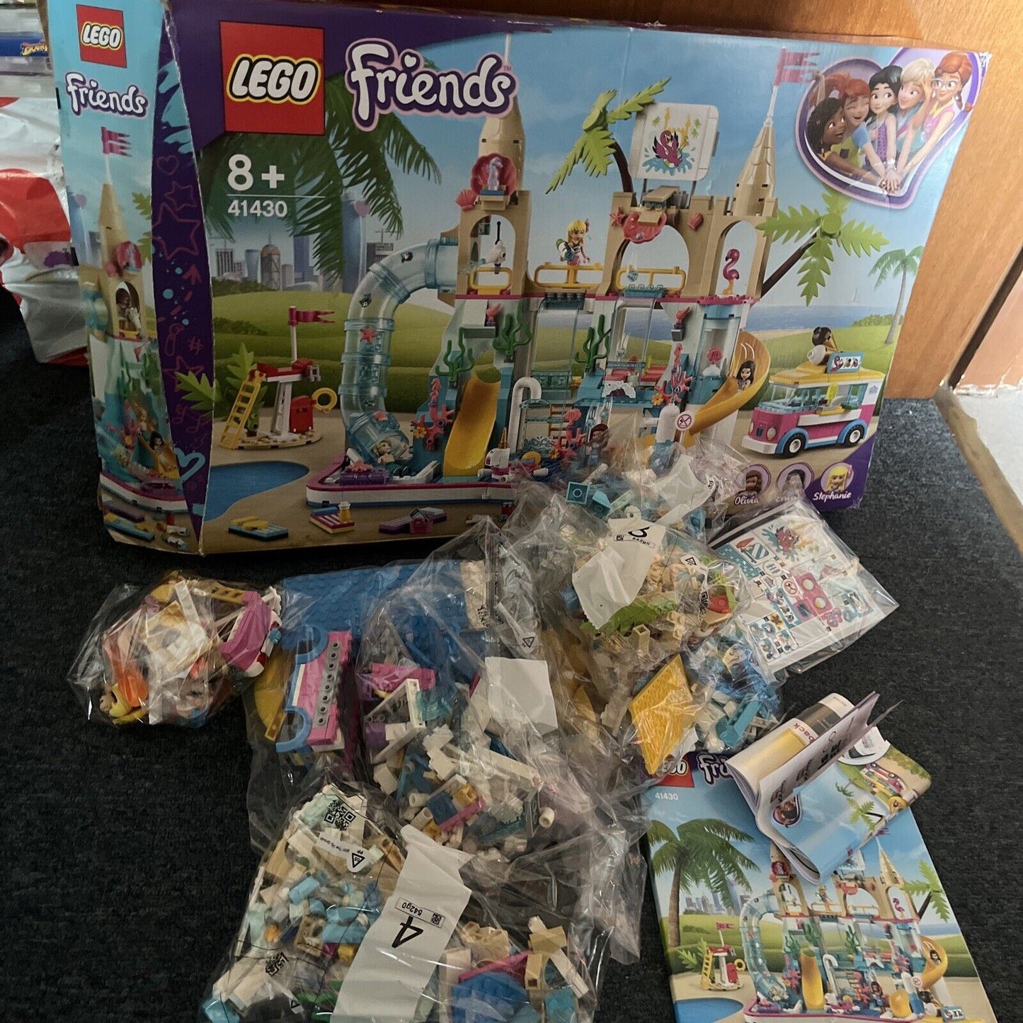 Lego Friends: Summer Fun Water Park Set (41430) *Incomplete/Uncounted*