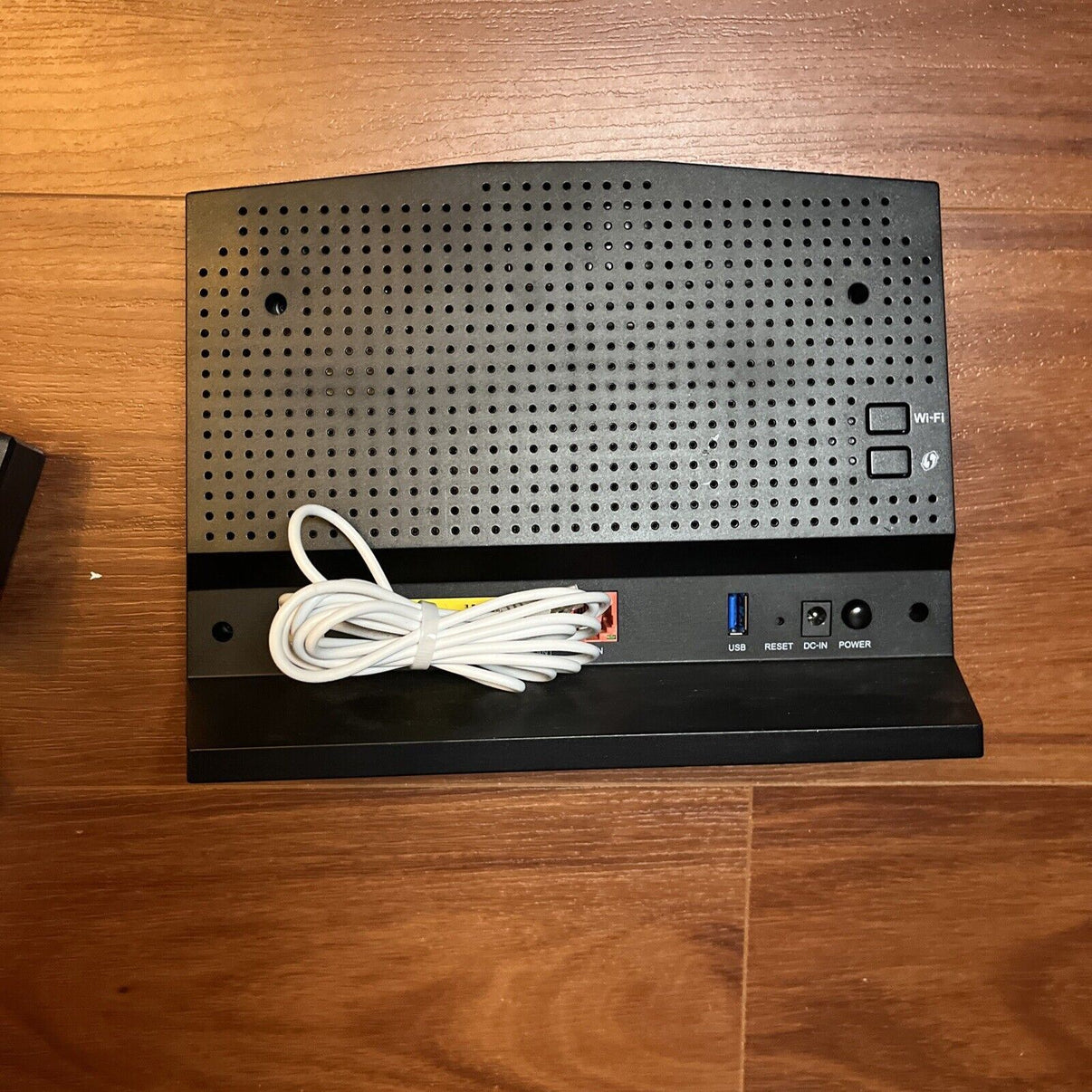 Belong 4353 Wireless Router Modem NBN Compatible – Retro Unit