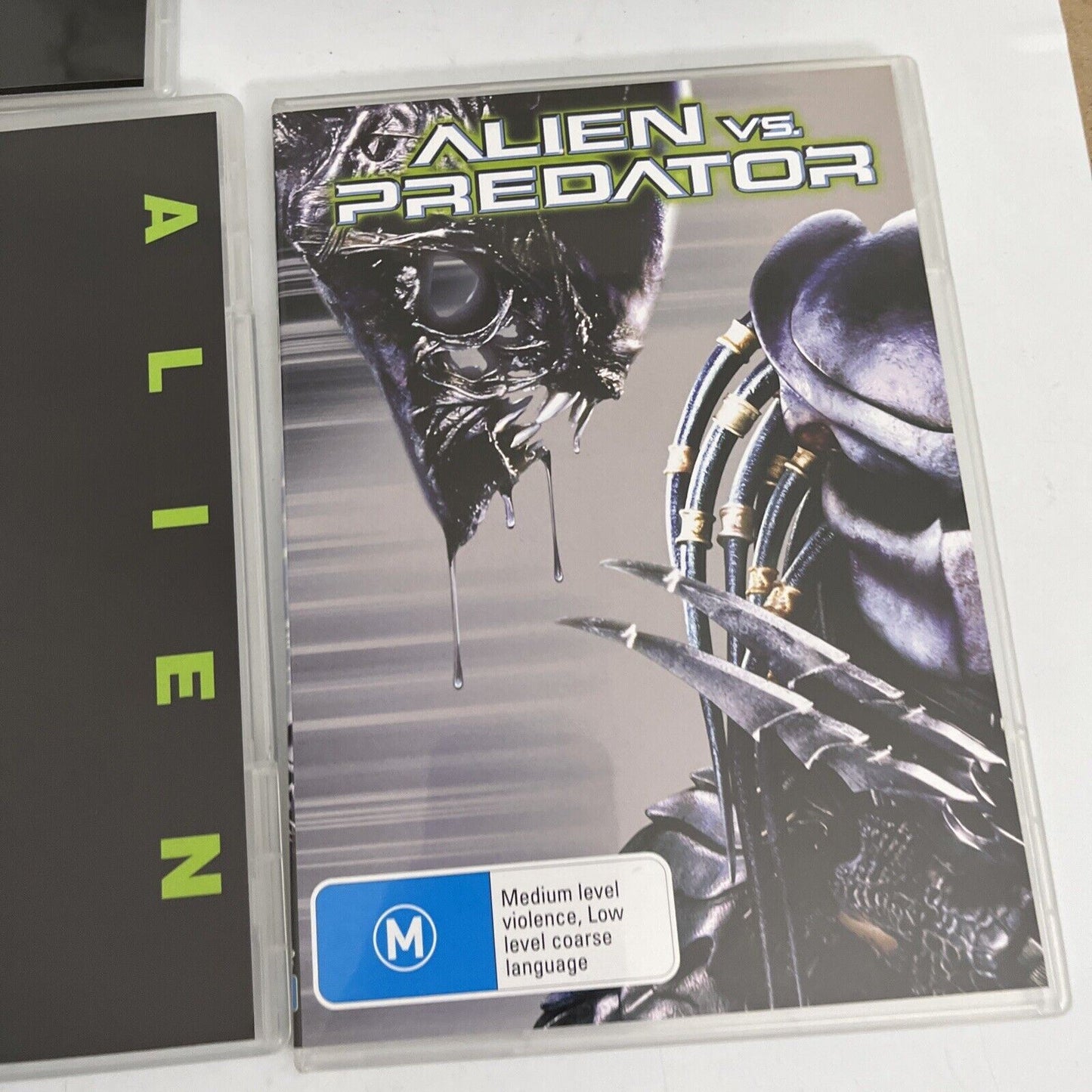 Alien Predator Annihilation Collection - 7 Film DVD Box Set Region 4