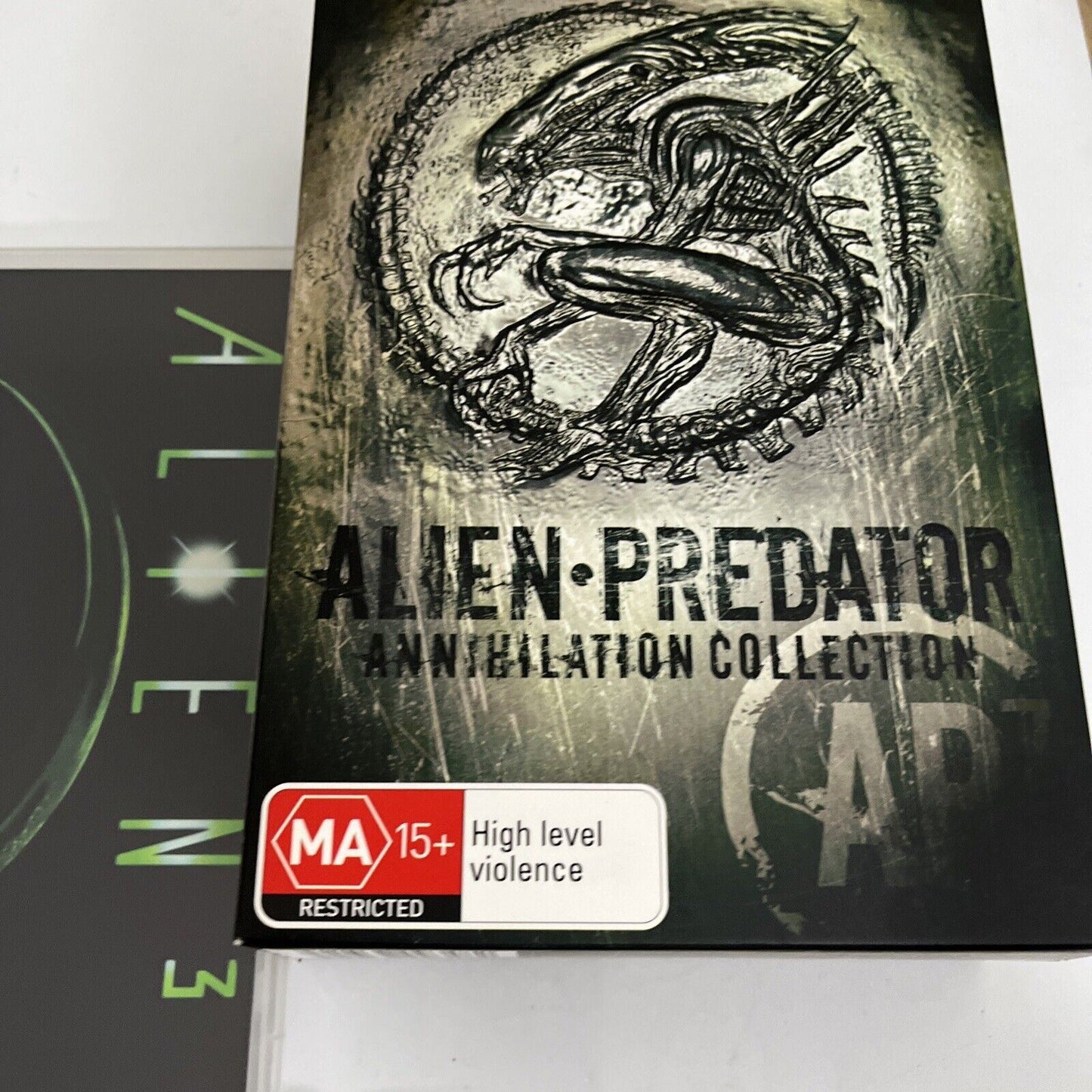 Alien Predator Annihilation Collection - 7 Film DVD Box Set Region 4