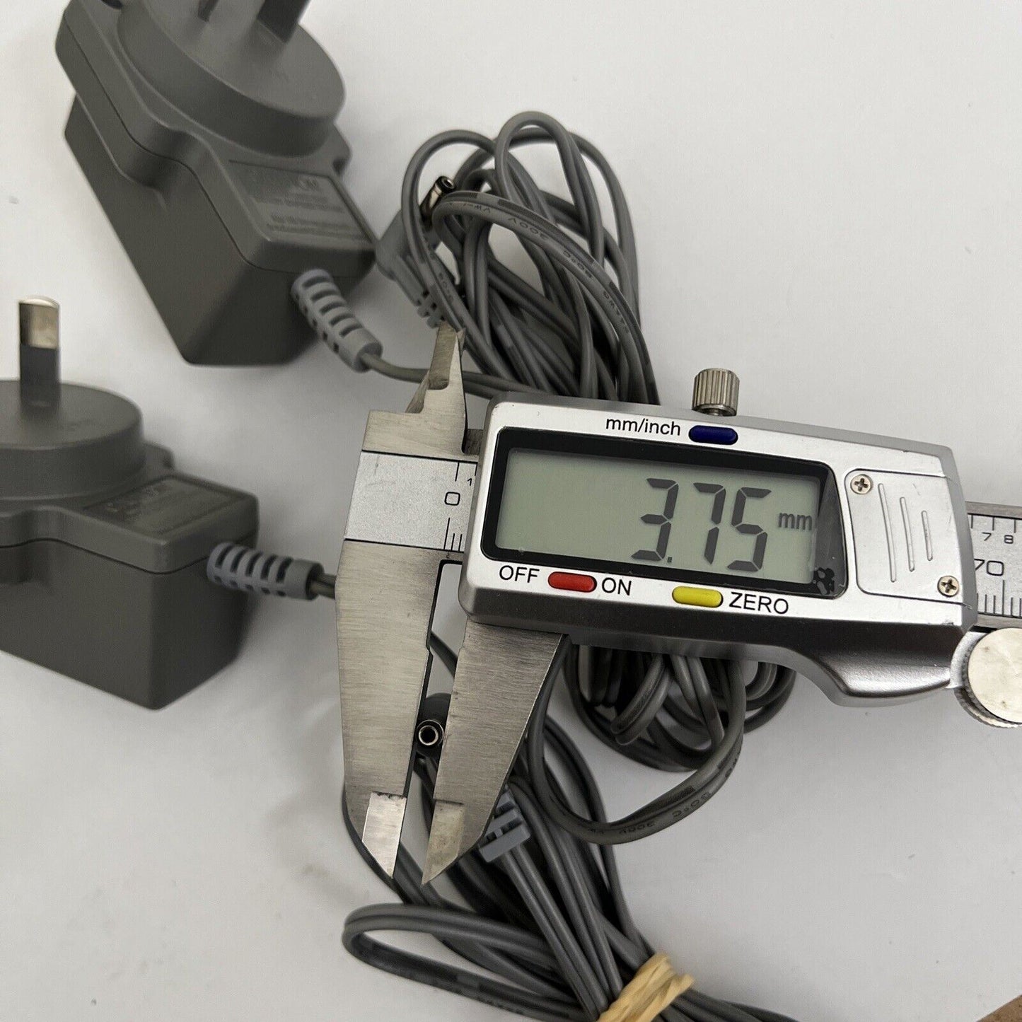 2x AC/DC Adaptor 7.5V 500mA 100-240V Model IA5075S