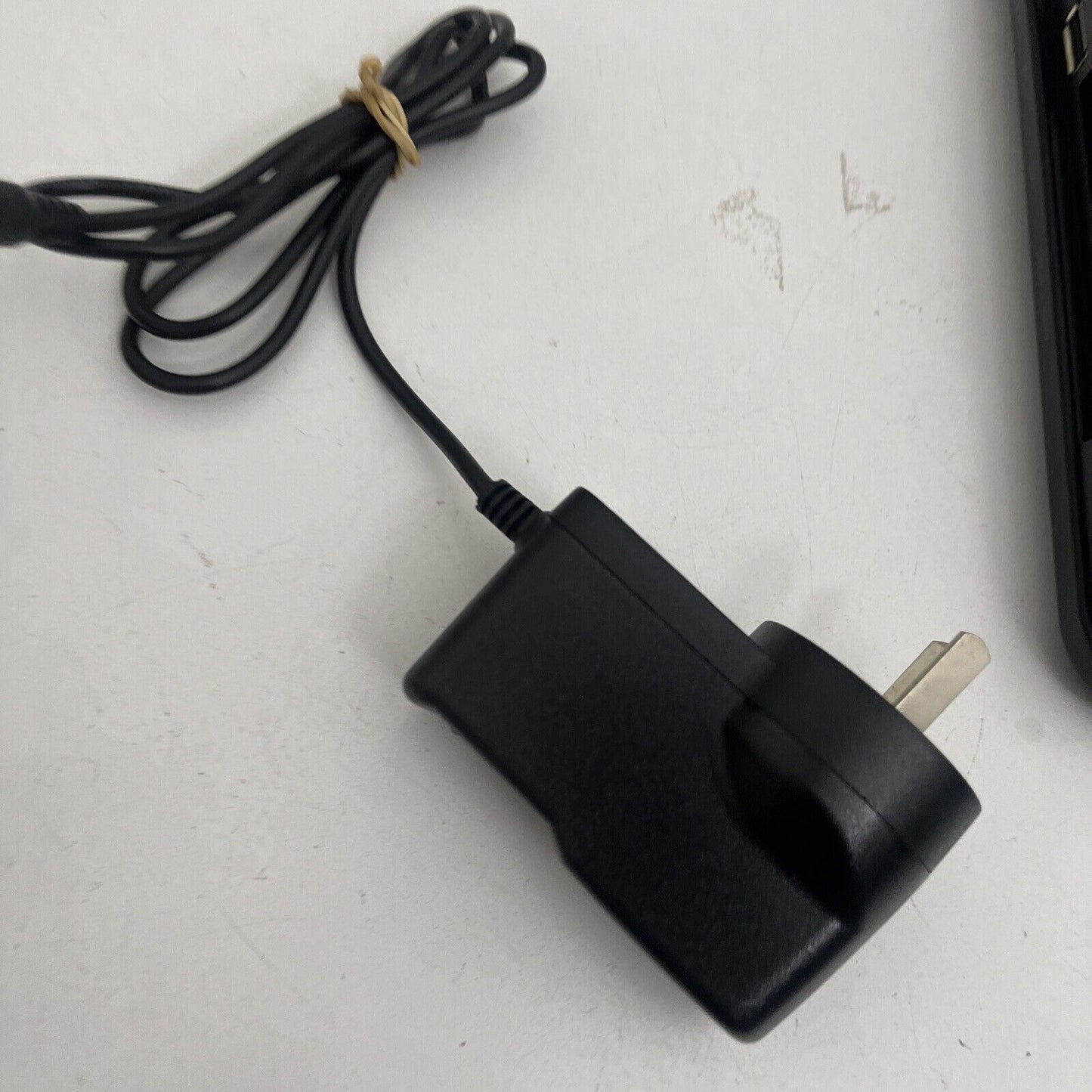 Teac Portable DVD Player 9" DVP902T *No Remote & Single Screen*