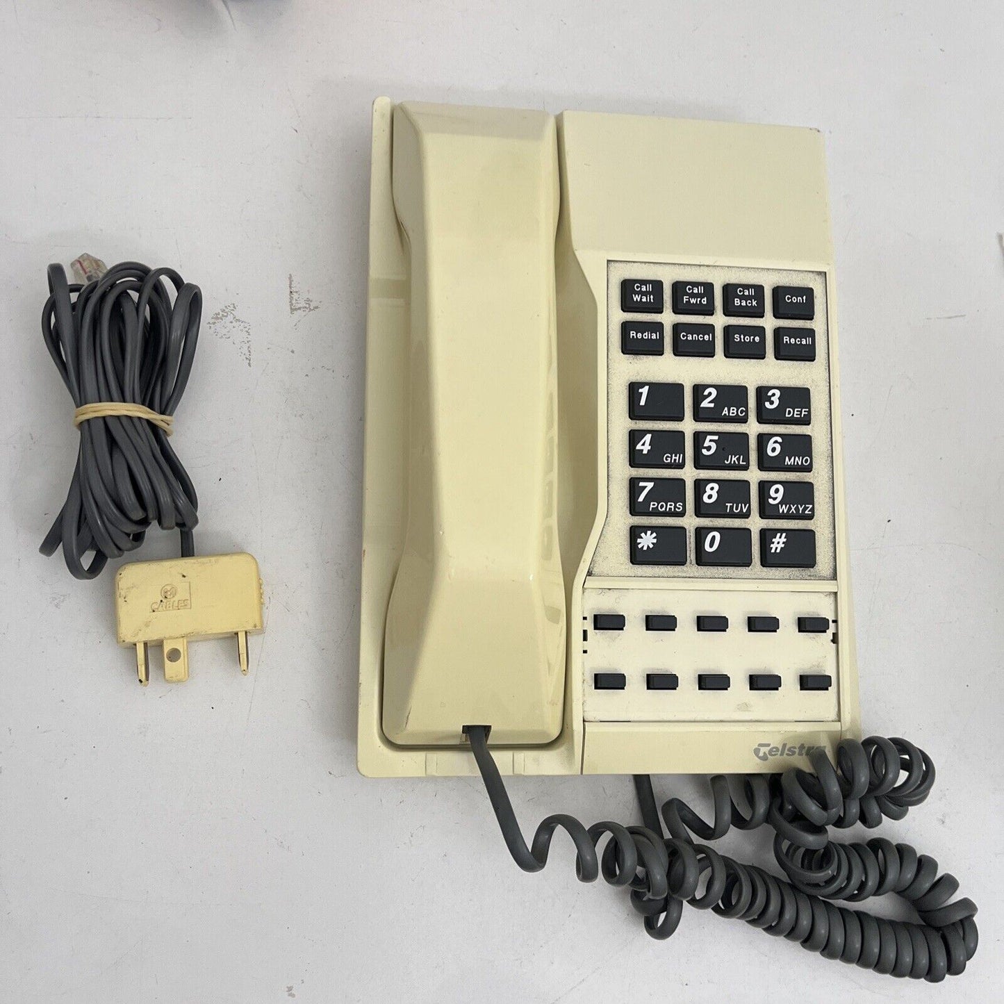 Telstra Touchfone TF400C Landline Desktop Corded Telephone Made in Australia