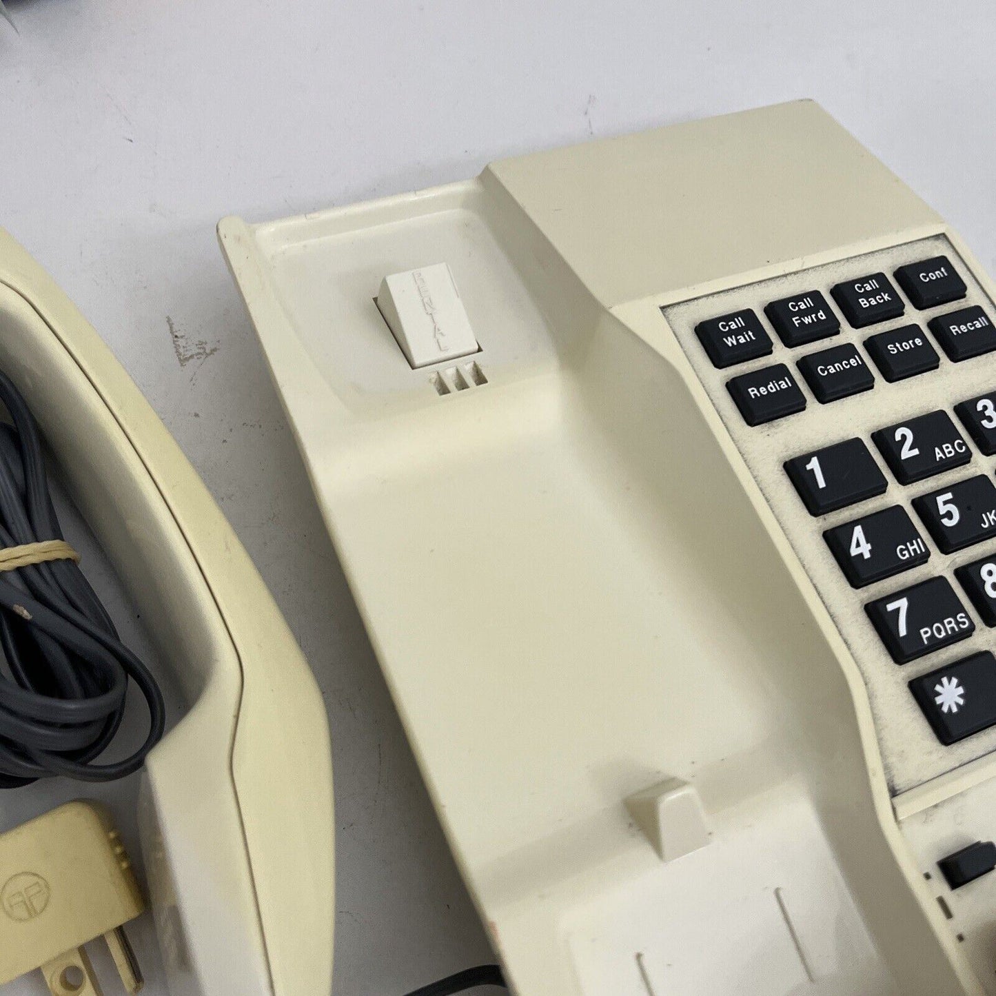 Telstra Touchfone TF400C Landline Desktop Corded Telephone Made in Australia
