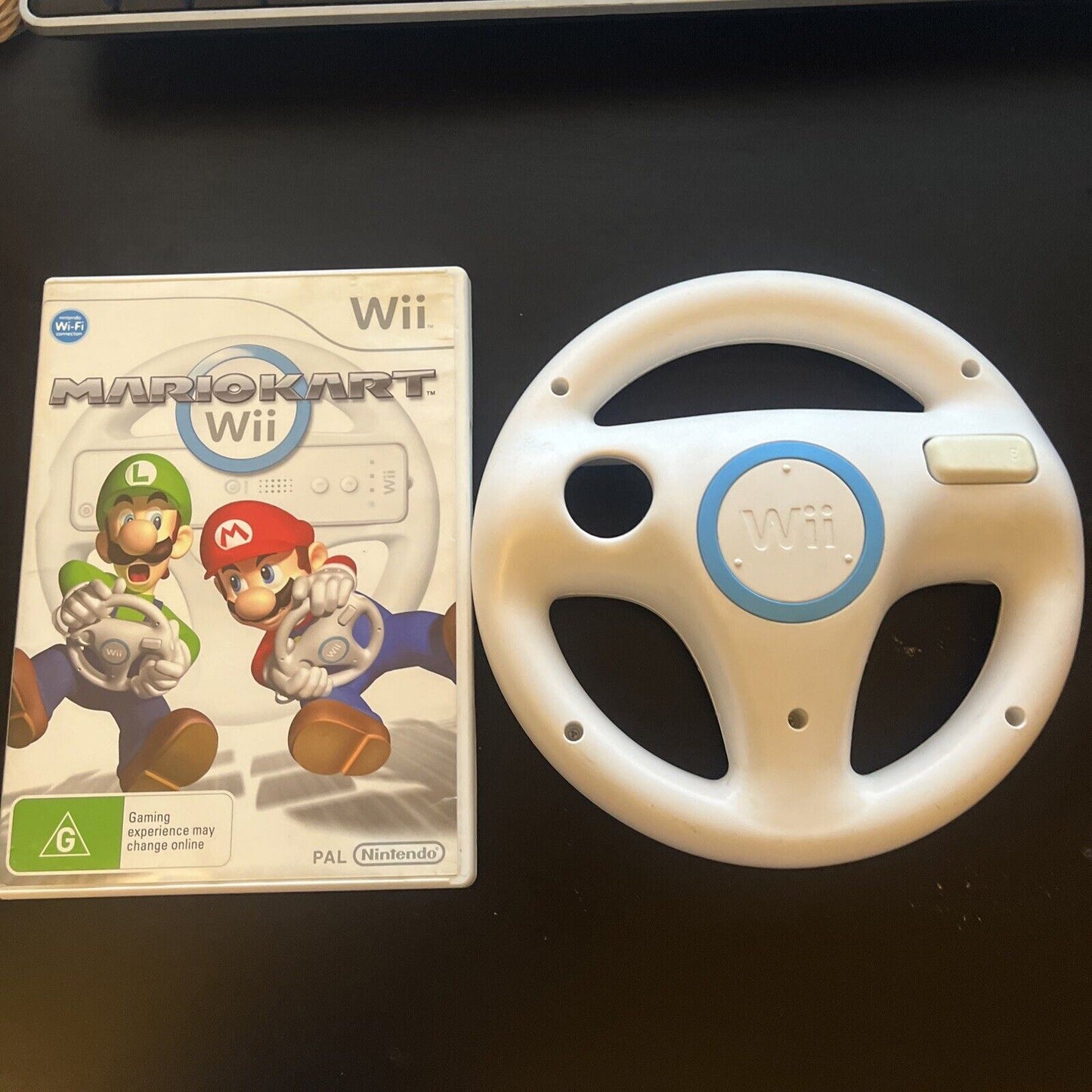 Mario Kart Wii Nintendo Wii with Steering Wheel PAL