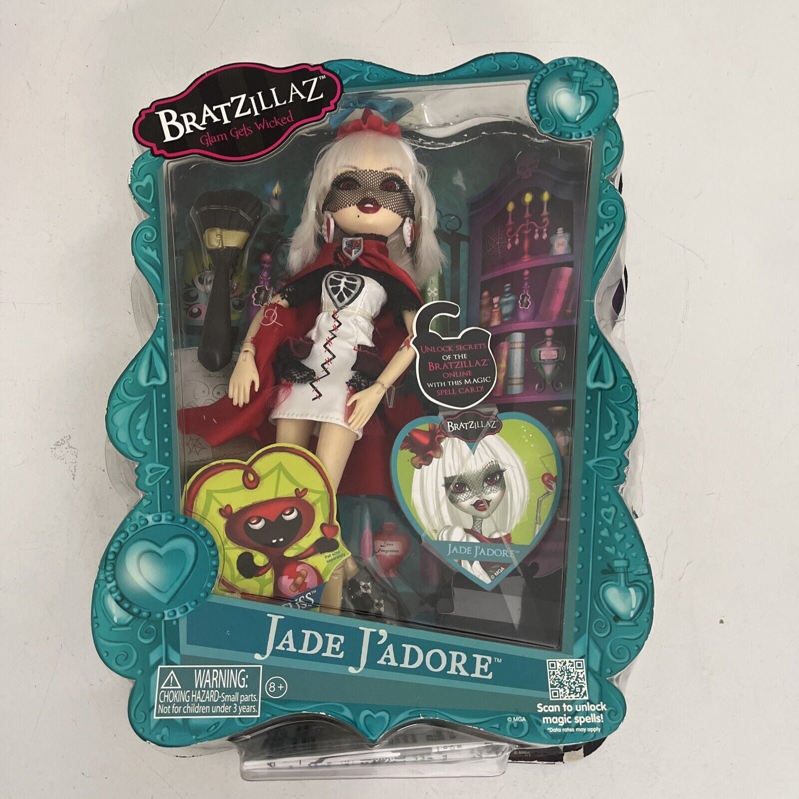 Jade J adore Bratzillaz Glam Gets Wicked Doll Figure 11 And Accessori jade-j-adore-bratzillaz-glam-gets-wicked-doll-figure-11-and-accessori