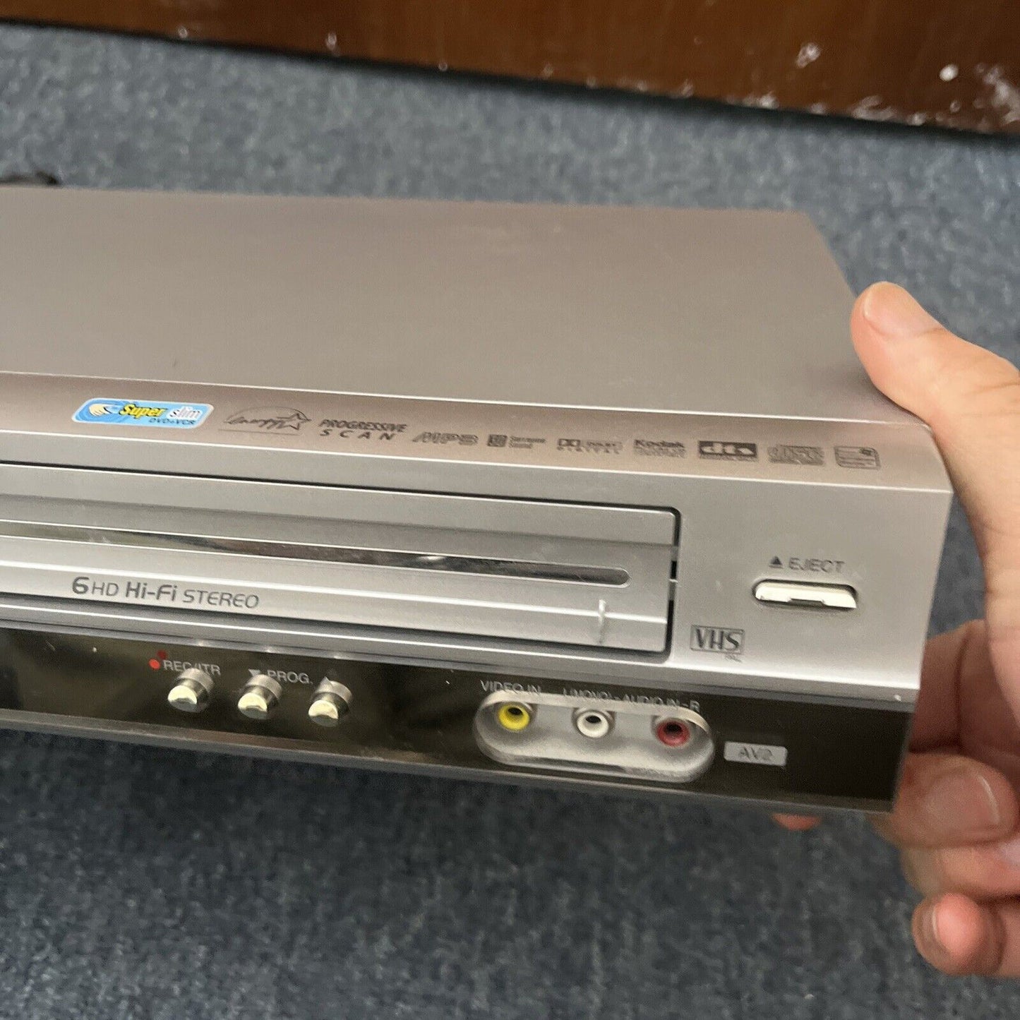 LG Combo VHS VCR Recorder DVD Player V8824W *for parts/repair only - No Remote*