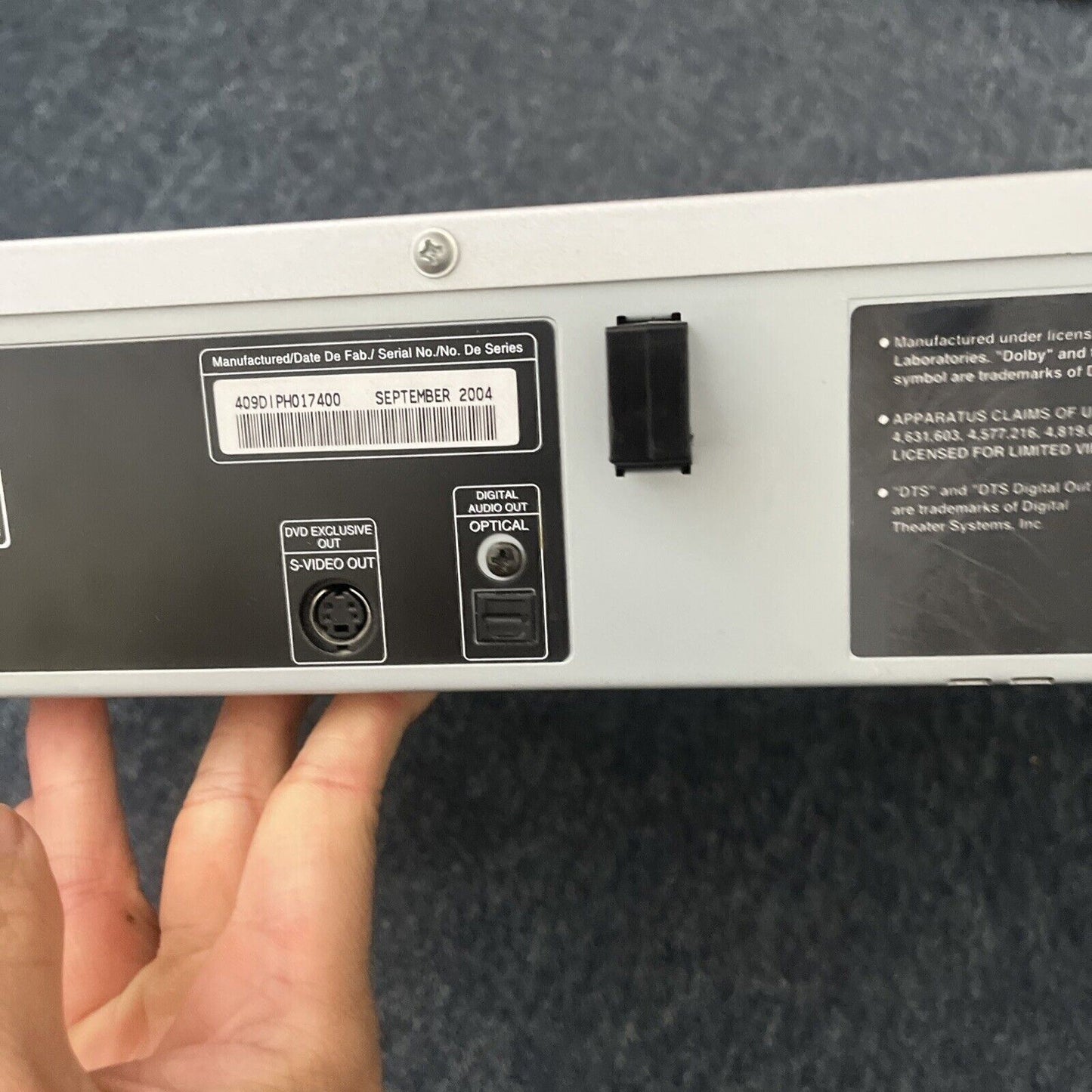 LG Combo VHS VCR Recorder DVD Player V8824W *for parts/repair only - No Remote*