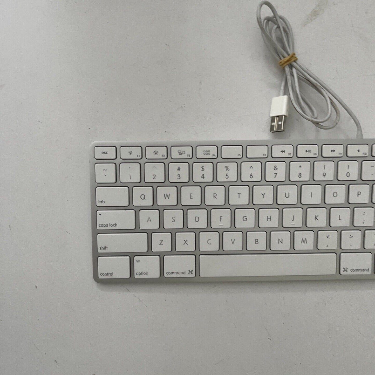 Apple Aluminum Keyboard with Numeric Keypad MB110LL/B Model A1243 EMC 2171