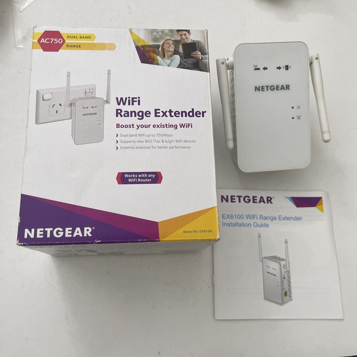 NETGEAR EX6100 AC750 Dual Band Universal WiFi Range Extender