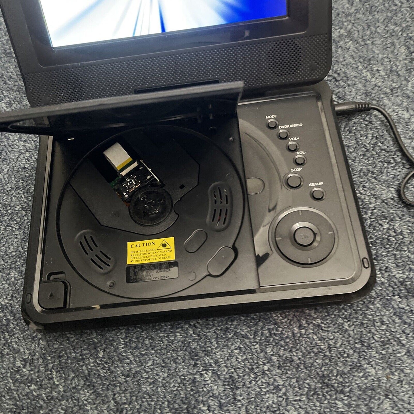 Lenoxx 7" Portable DVD Player PDVD700