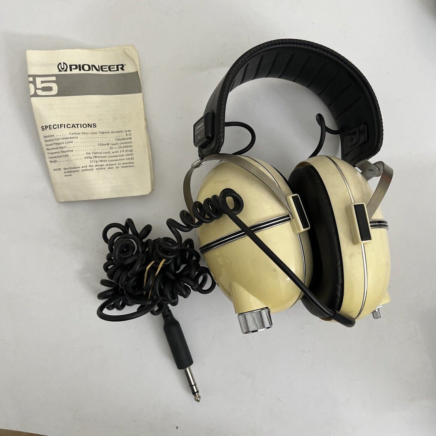 Vintage Pioneer SE-255 Over the Ears Headphones *Missing Left Volume Knob*