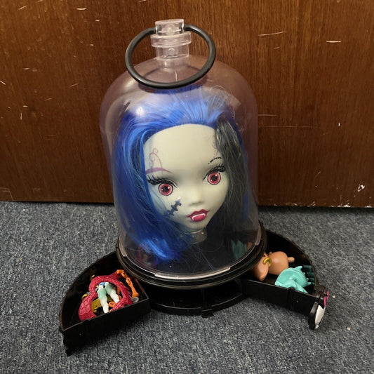 2014 Monster High Gore Geous Ghoul The Anti Styling Head With Accessories Mattel