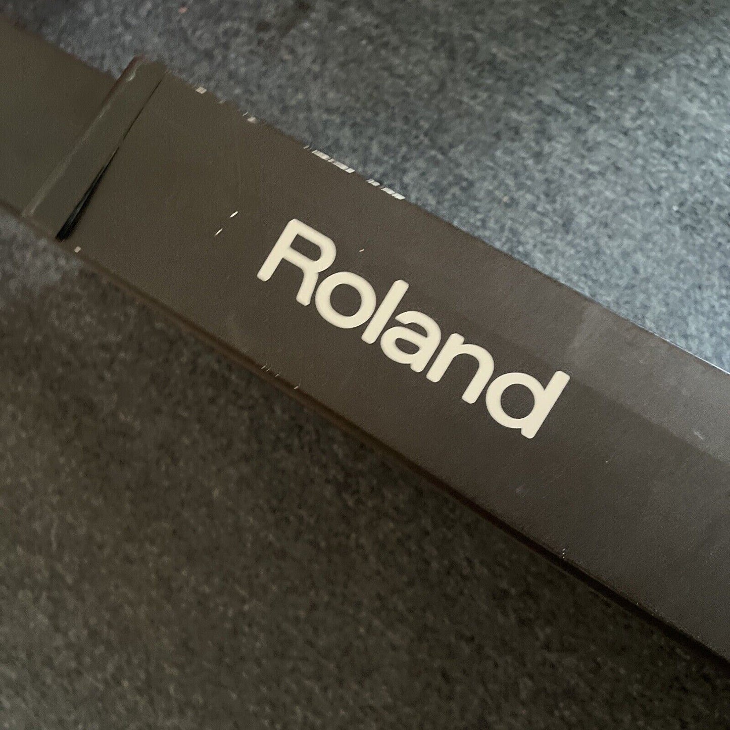 Roland ep7 Digital Piano *for parts or repair*