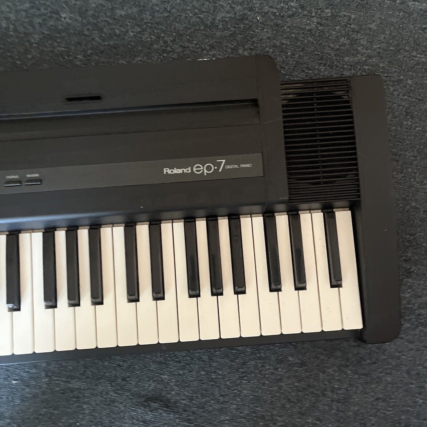 Roland ep7 Digital Piano *for parts or repair*