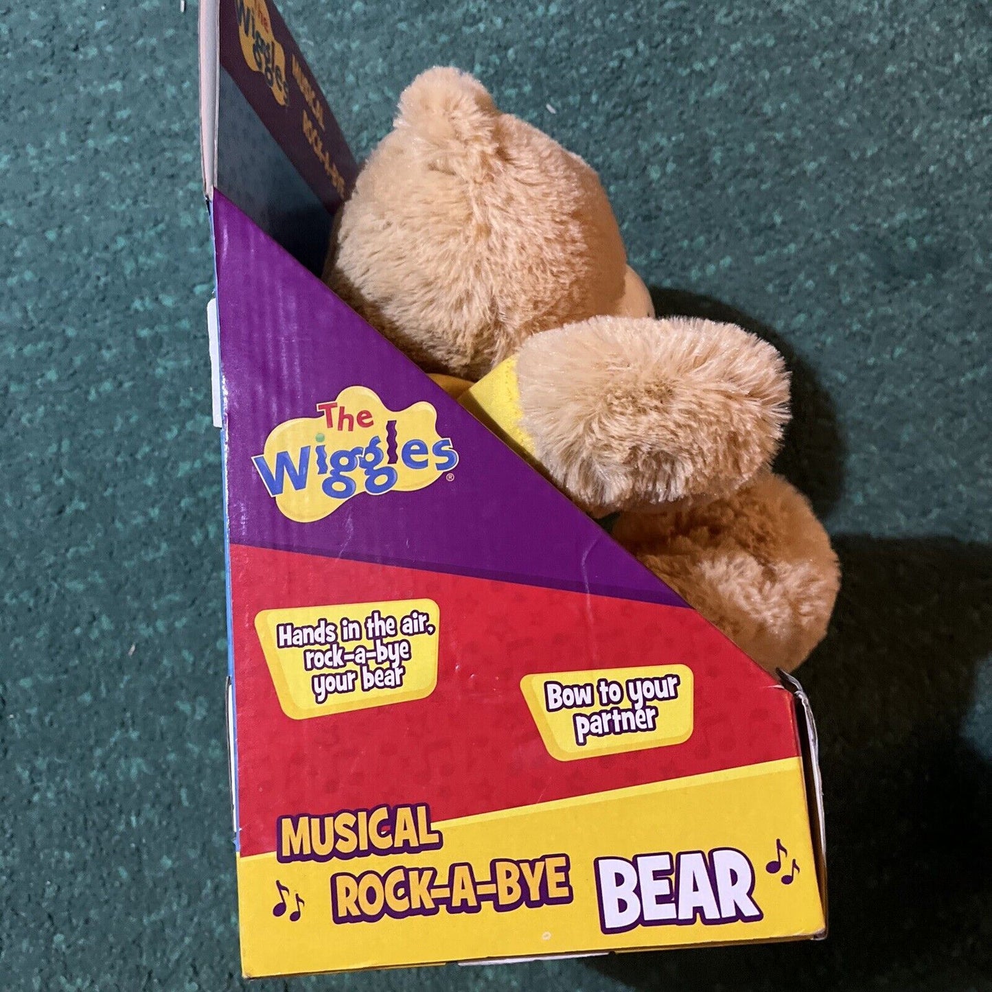 The Wiggles Musical Rock-A-Bye Bear Plush Singing Toy 2018 HUN7201