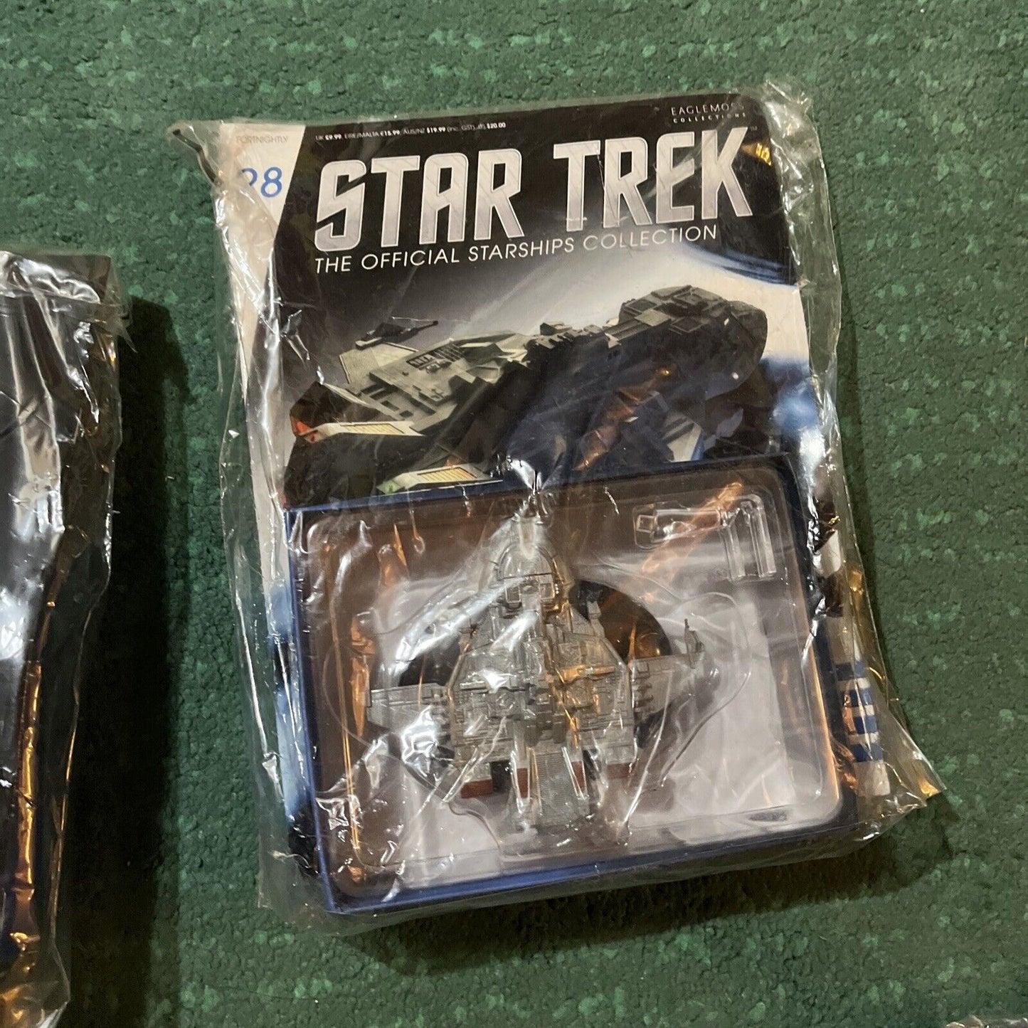 *New* 8x Star Trek Official Starships Collection Magazine and Models Eaglemoss