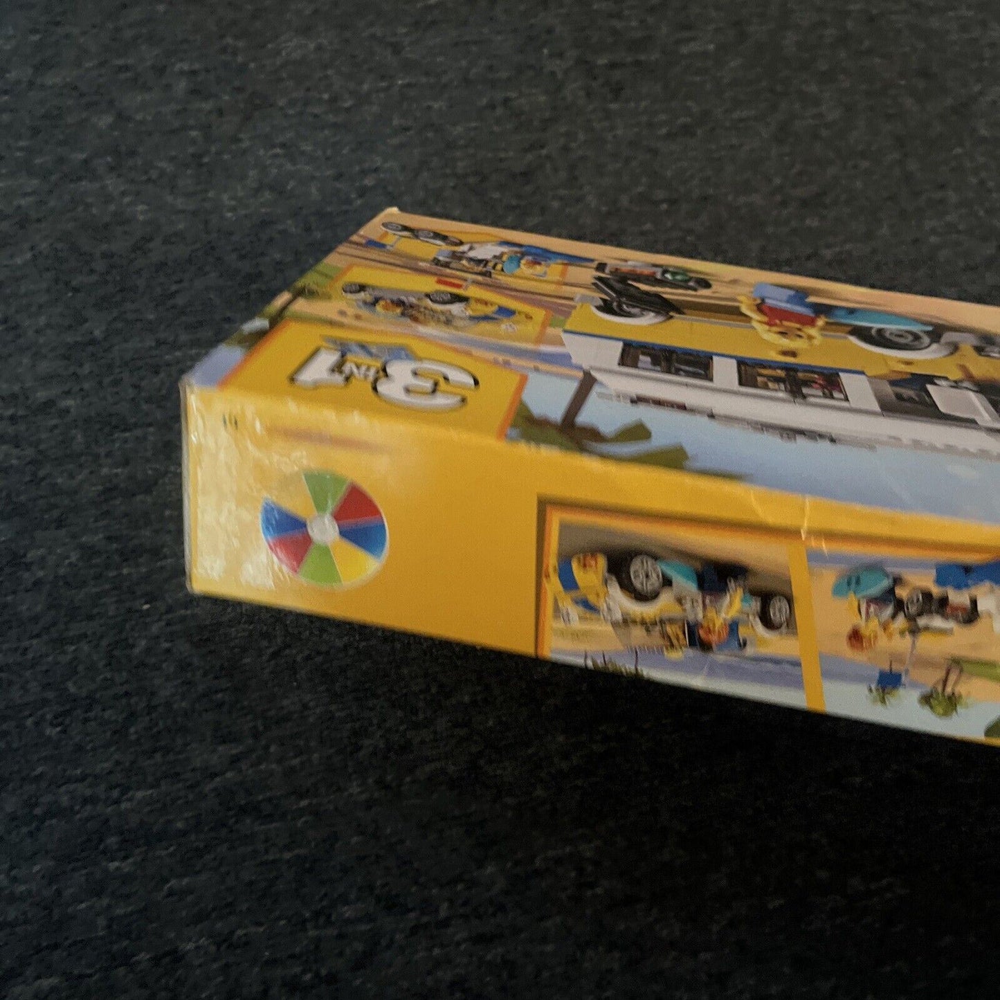 NEW LEGO CREATOR: Sunshine Surfer Van (31079)