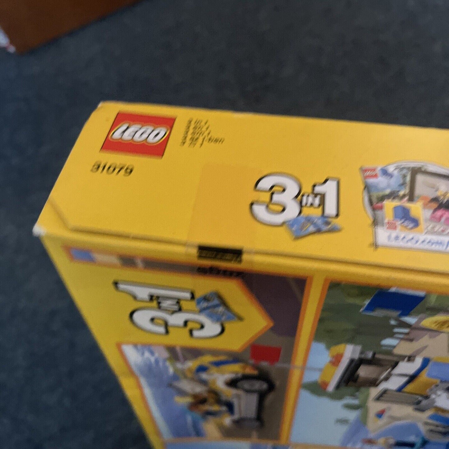 NEW LEGO CREATOR: Sunshine Surfer Van (31079)