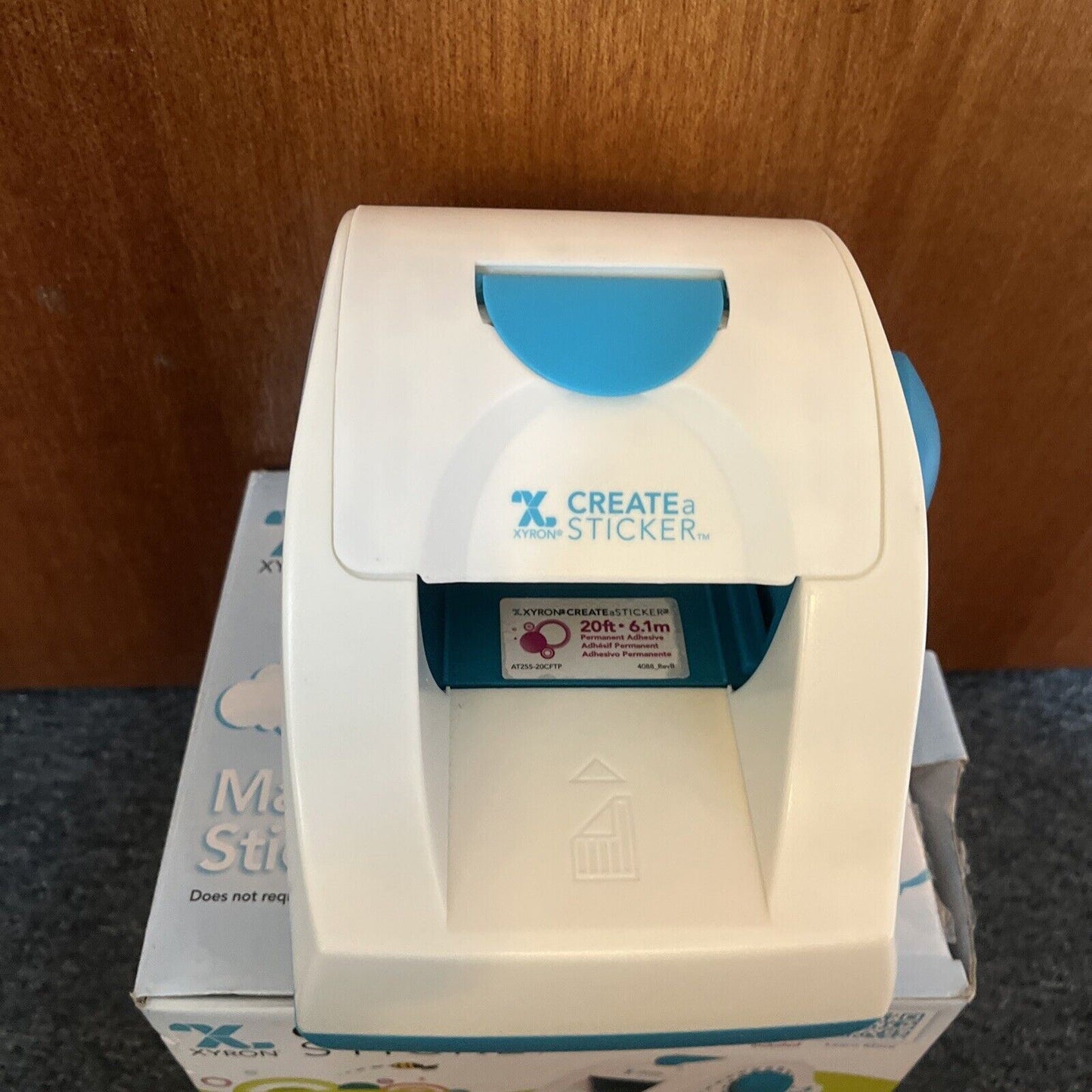 Xyron Create-A-Sticker MINI Machine 2.5X20 *Doesn't Include Stickers* XRN250-CFT