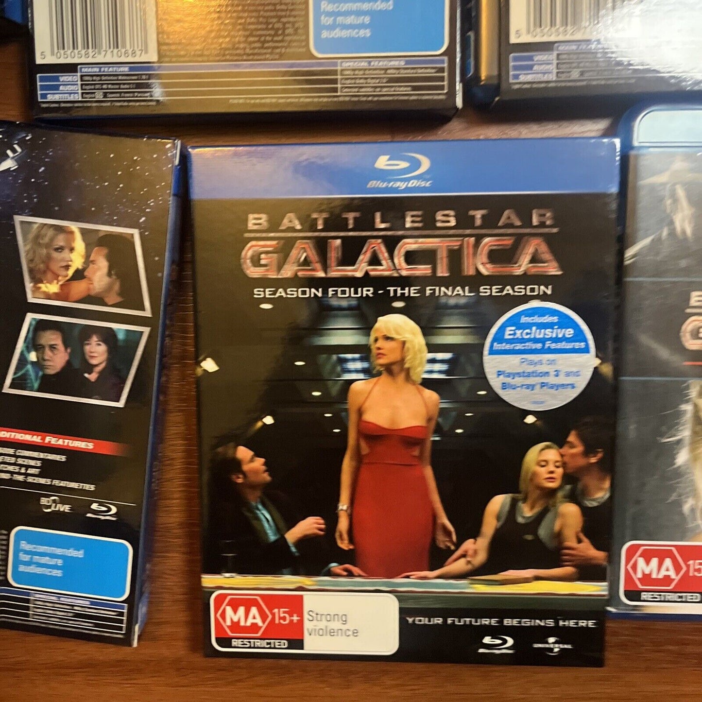 Battlestar Galactica: The Complete Series (Bluray, 2009, 21-Disc) All Regions