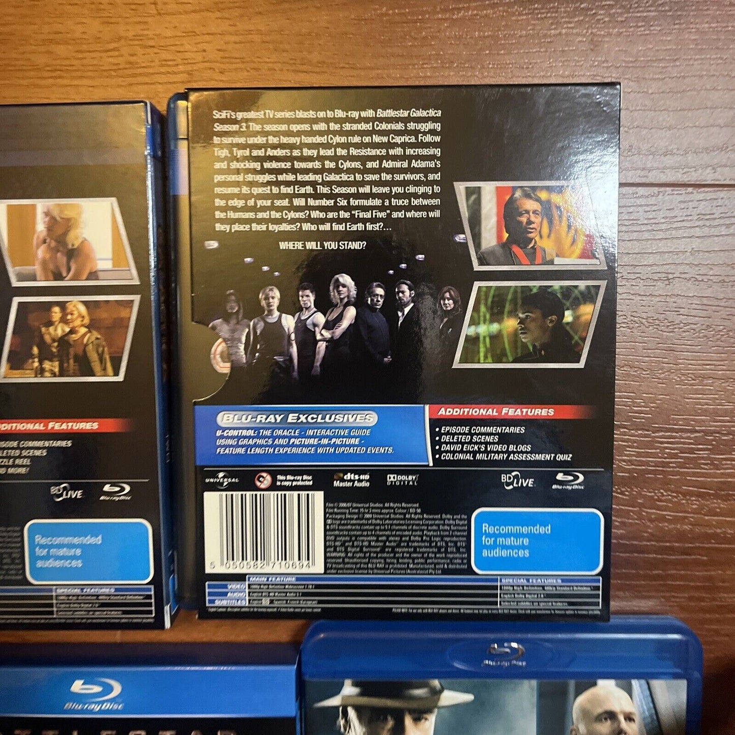 Battlestar Galactica: The Complete Series (Bluray, 2009, 21-Disc) All Regions