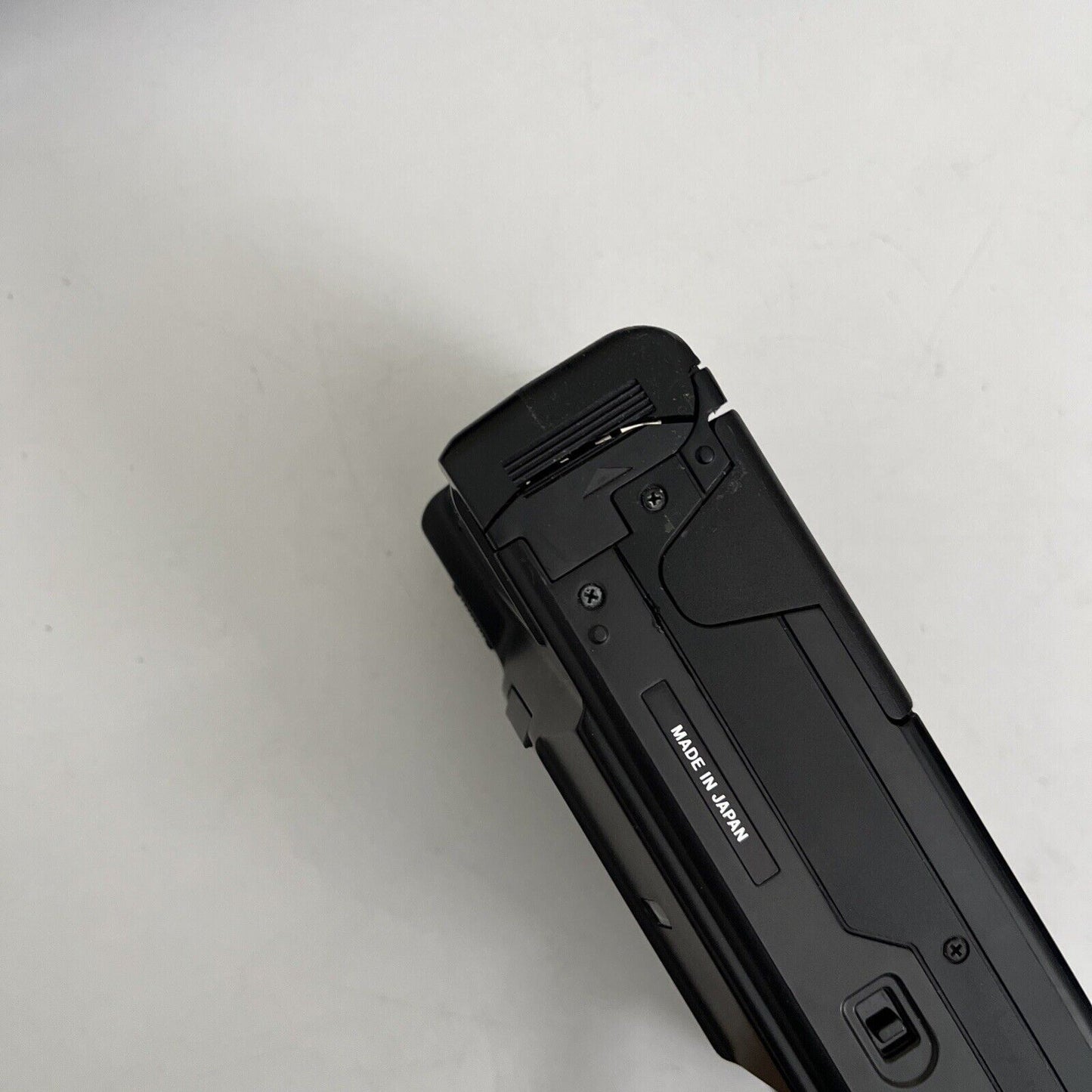 Chinon Auto GX 35mm Film Camera *for parts or repair*