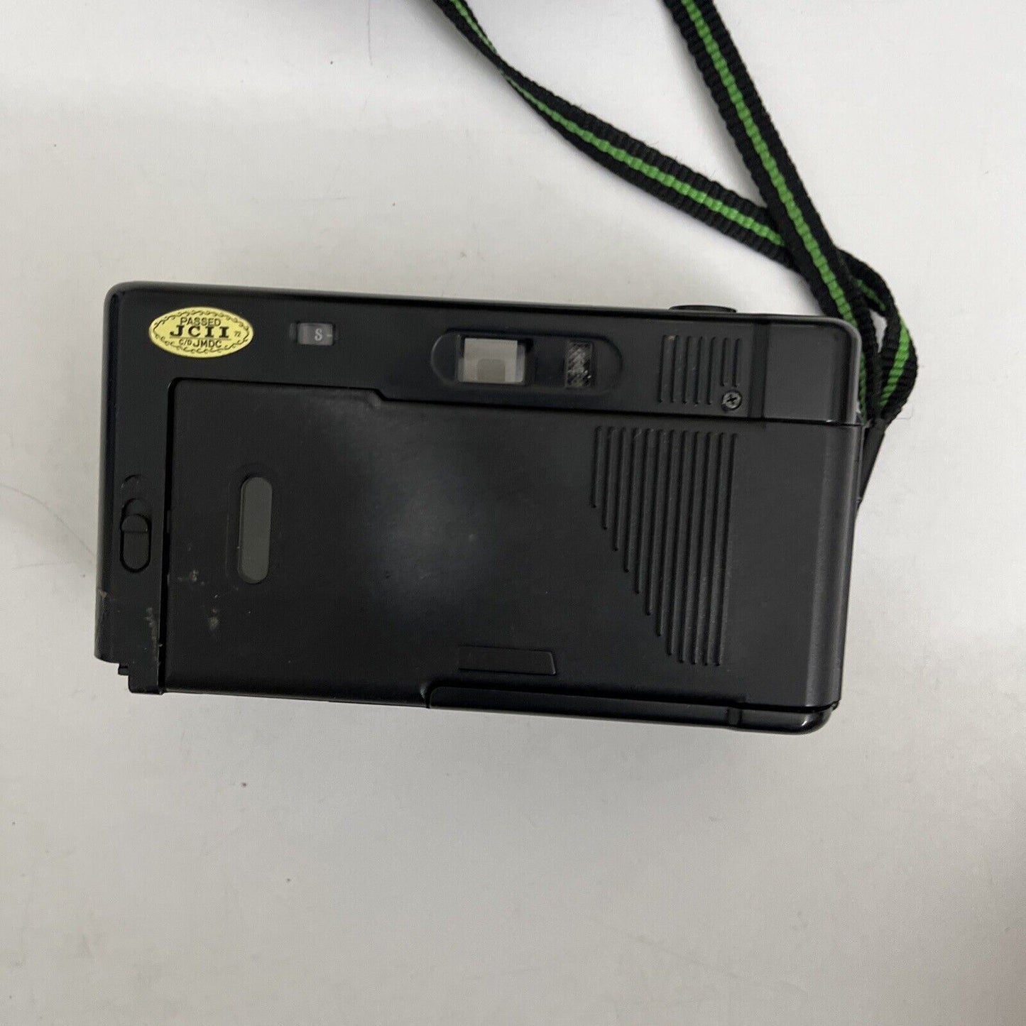 Chinon Auto GX 35mm Film Camera *for parts or repair*