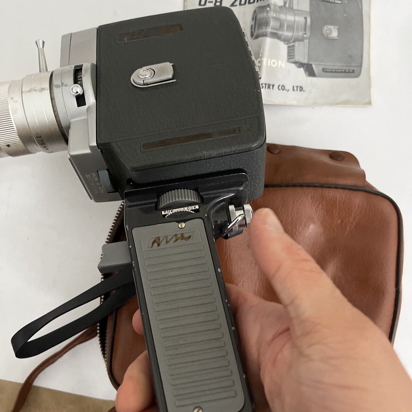 Vintage Jelco U-8 Zoom 8mm Windup Camera *for parts or repair*