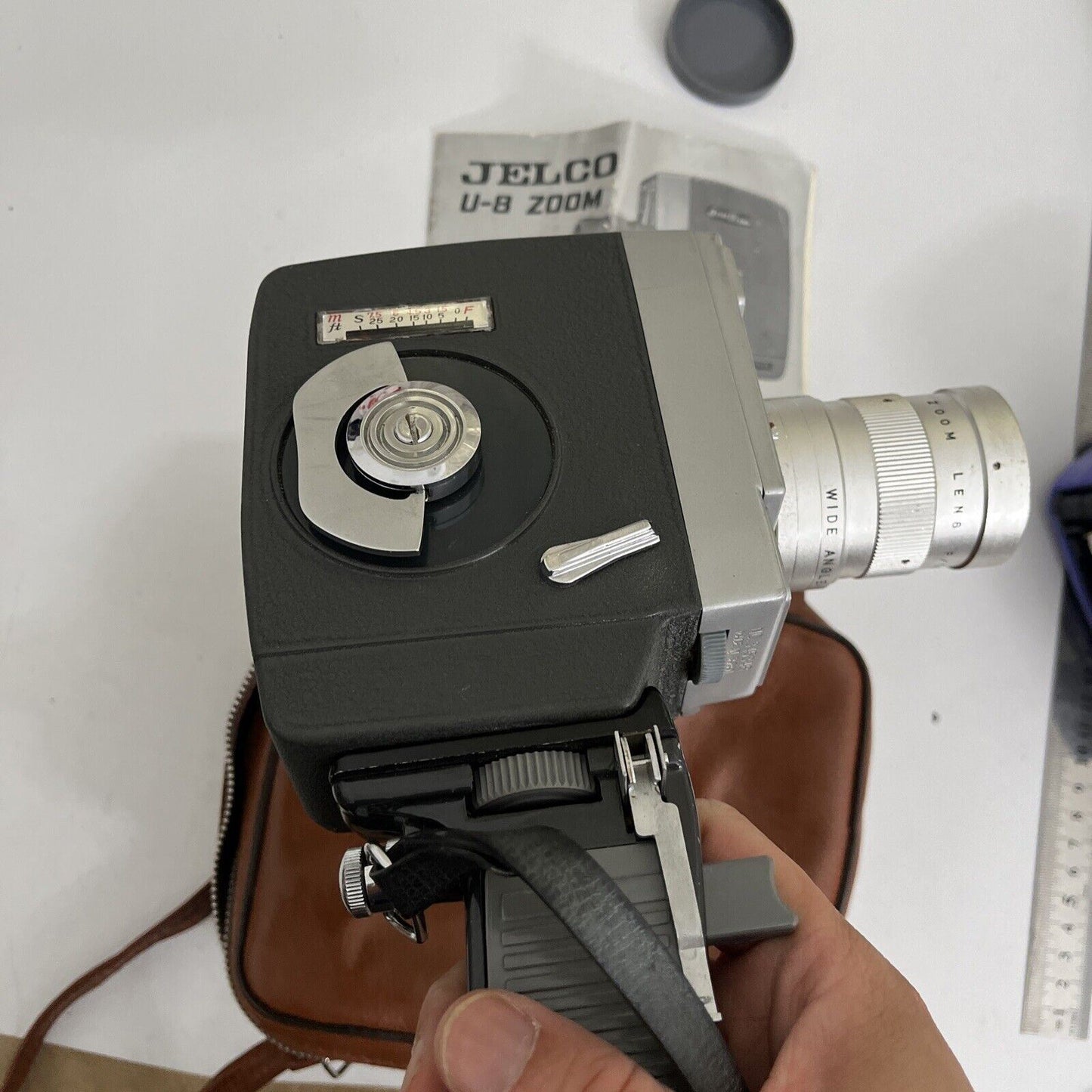 Vintage Jelco U-8 Zoom 8mm Windup Camera *for parts or repair*