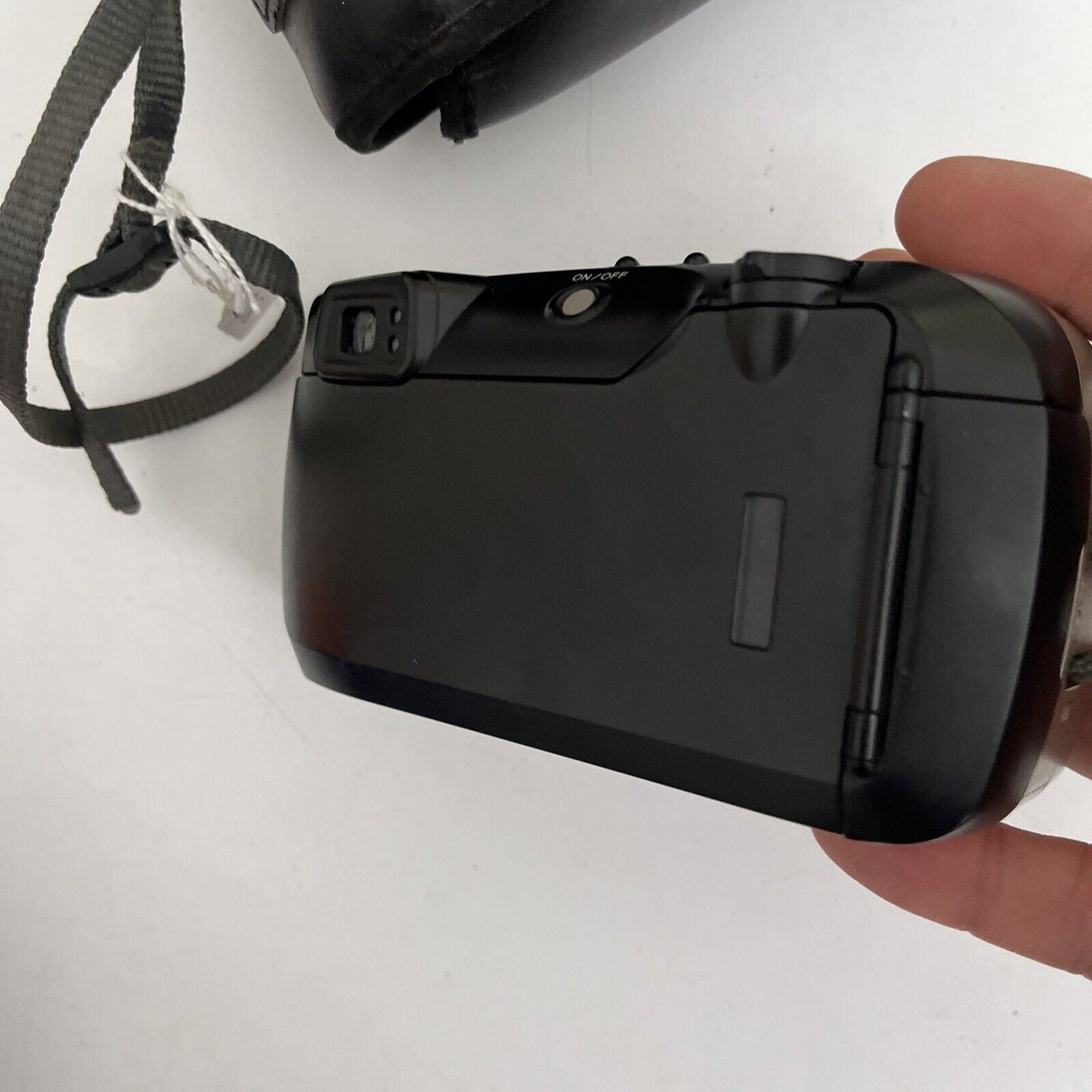 Minolta Riva Zoom 125EX 35mm Film Camera *for parts or repair*