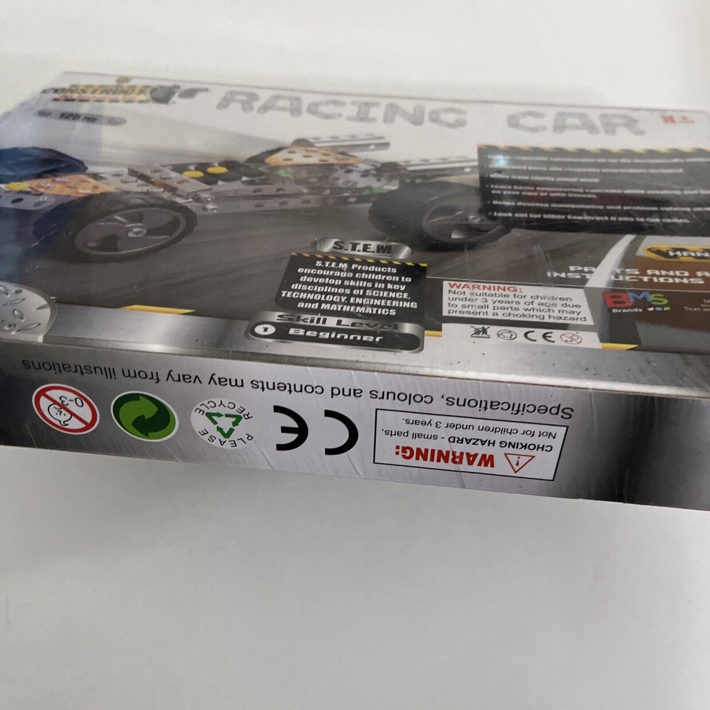 *New Sealed* RACING CAR Construct It! Construction Toy Kit Engineering Skills