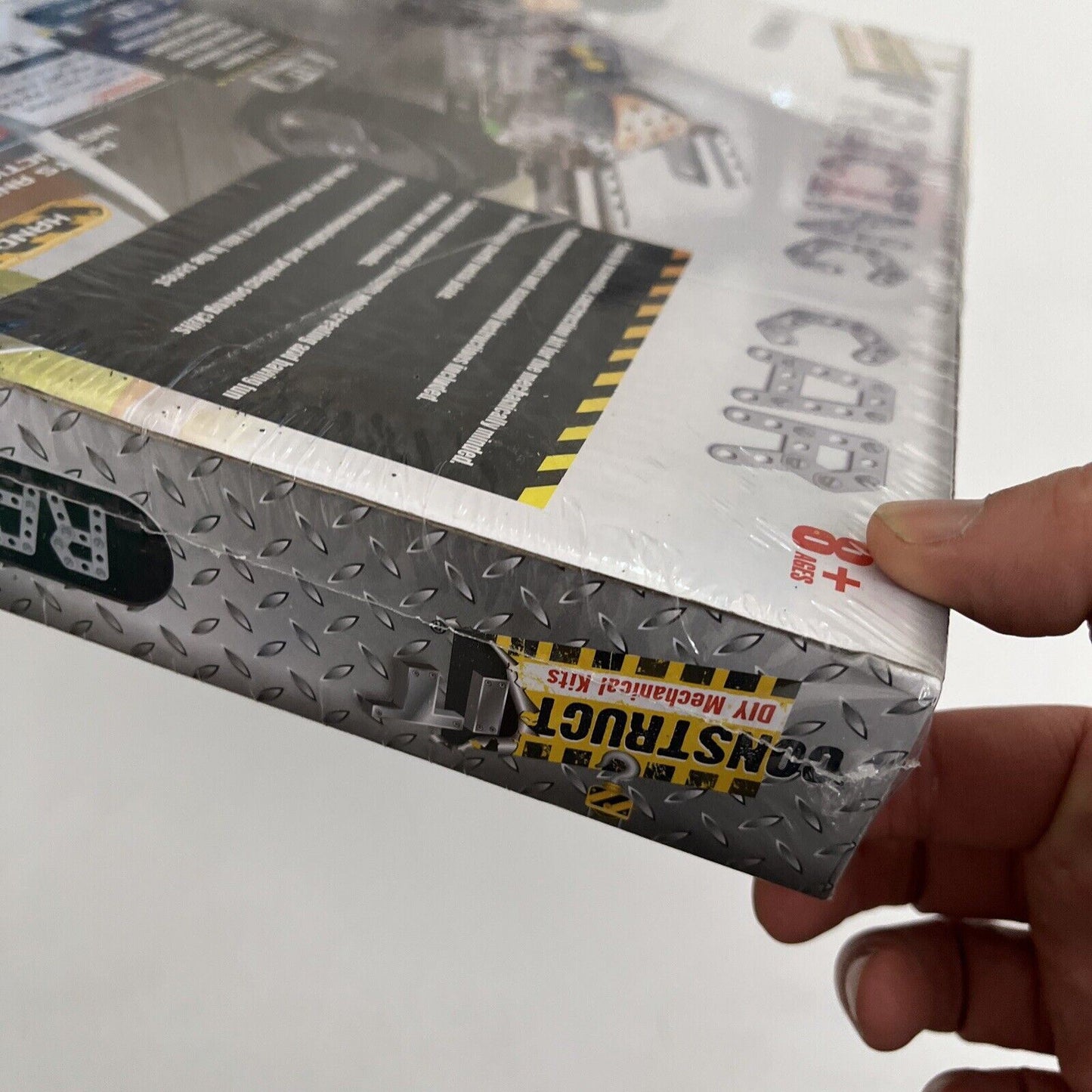 *New Sealed* RACING CAR Construct It! Construction Toy Kit Engineering Skills