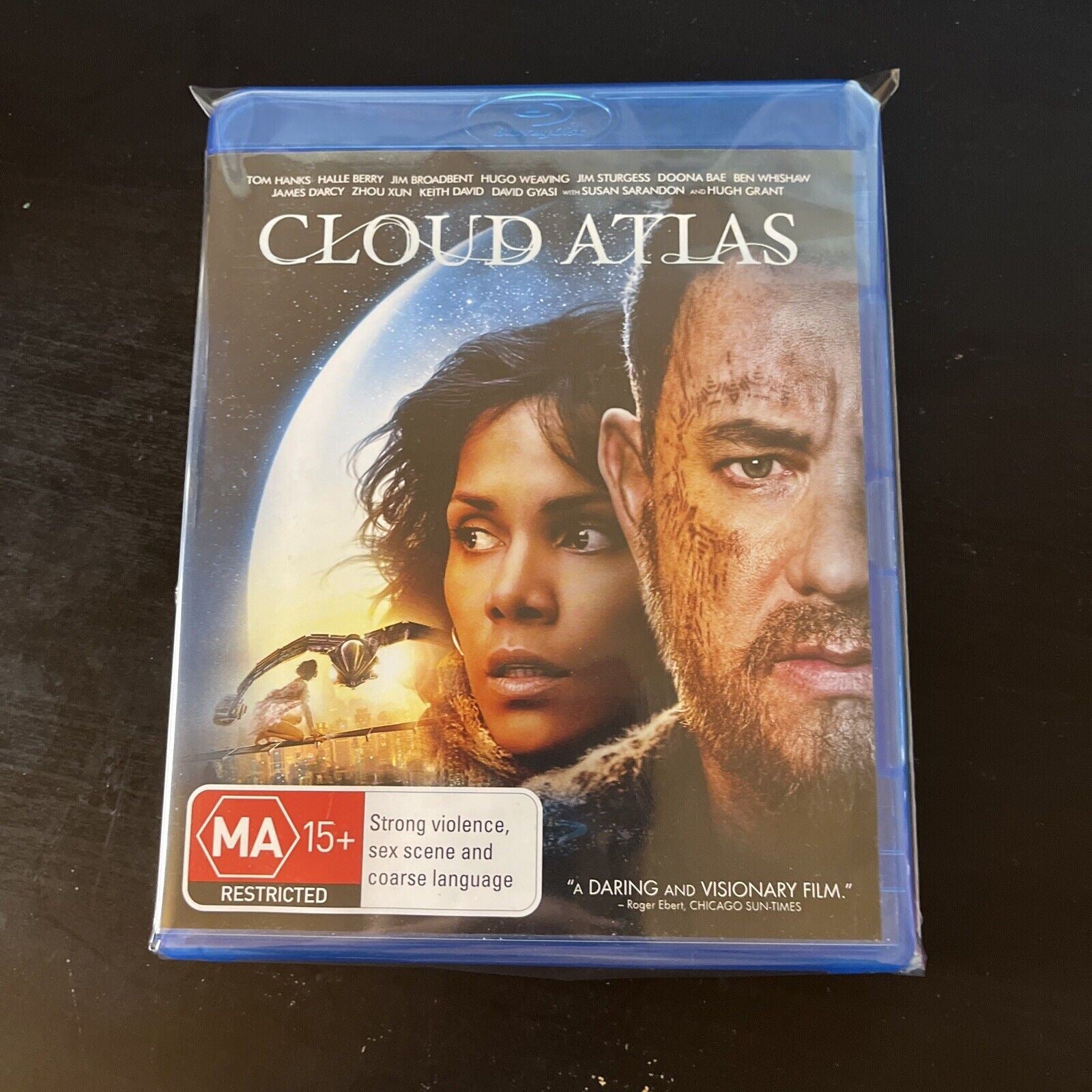 Cloud Atlas (Blu-ray, 2012) Tom Hanks, Halle Berry, Jim Broadbent NEW ...