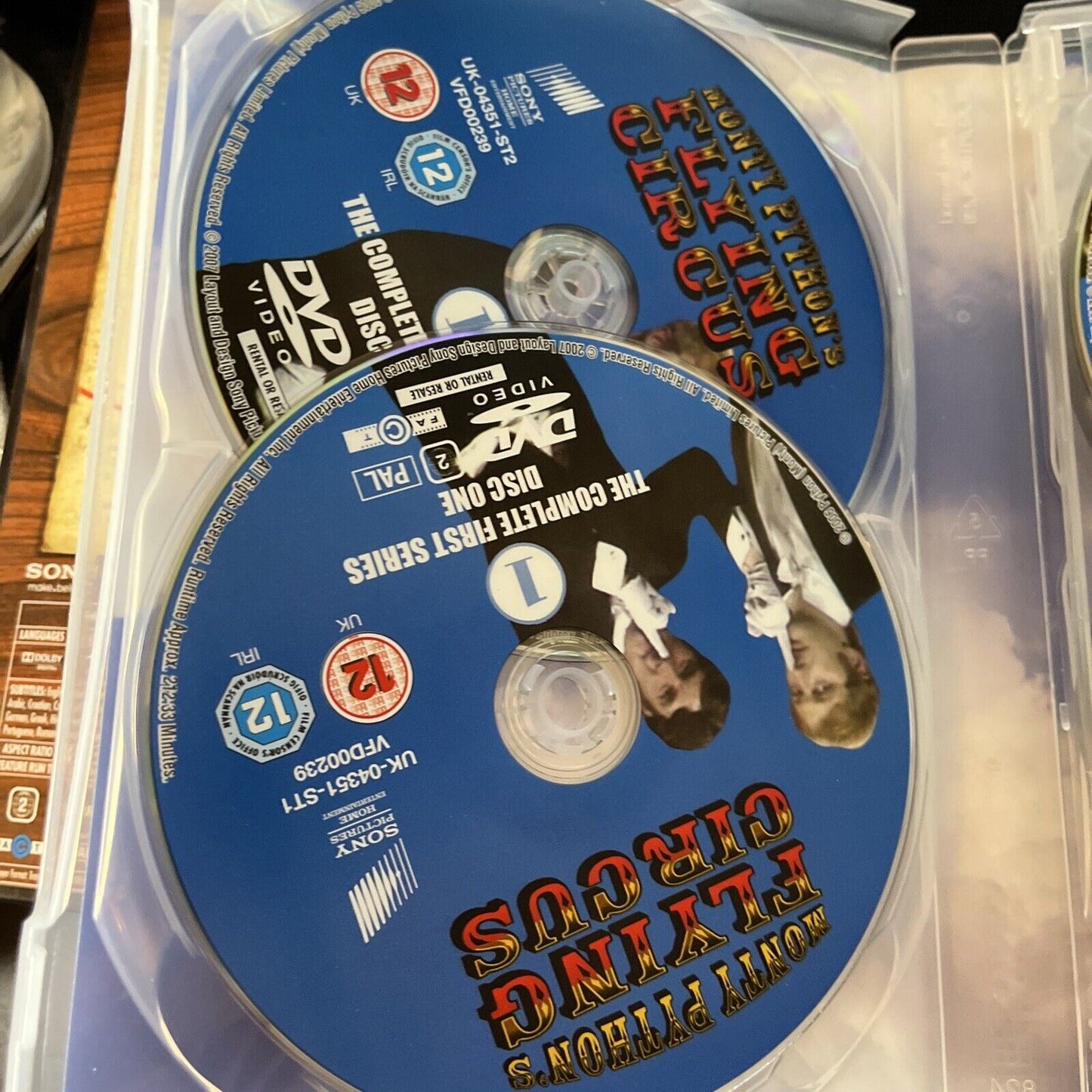 Monty Python's Flying Circus: The Complete Series Boxset (DVD, 8-Disc) Region 2