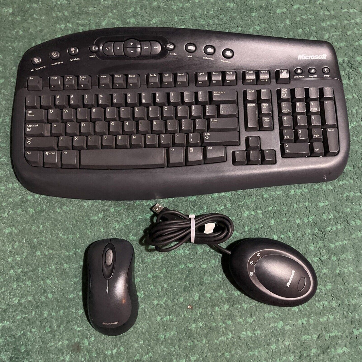 Microsoft Wireless Multimedia Keyboard 1.1 and Mouse Model 1025 – Retro ...