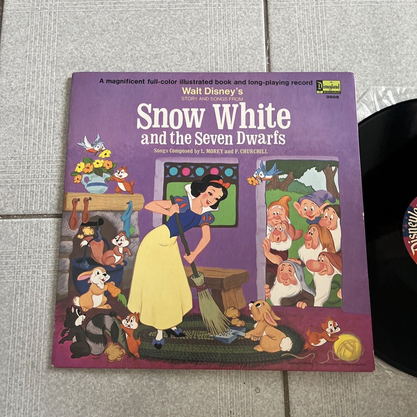 WALT DISNEY'S Snow White And The Seven Dwarfs (Vinyl Record, 1969)