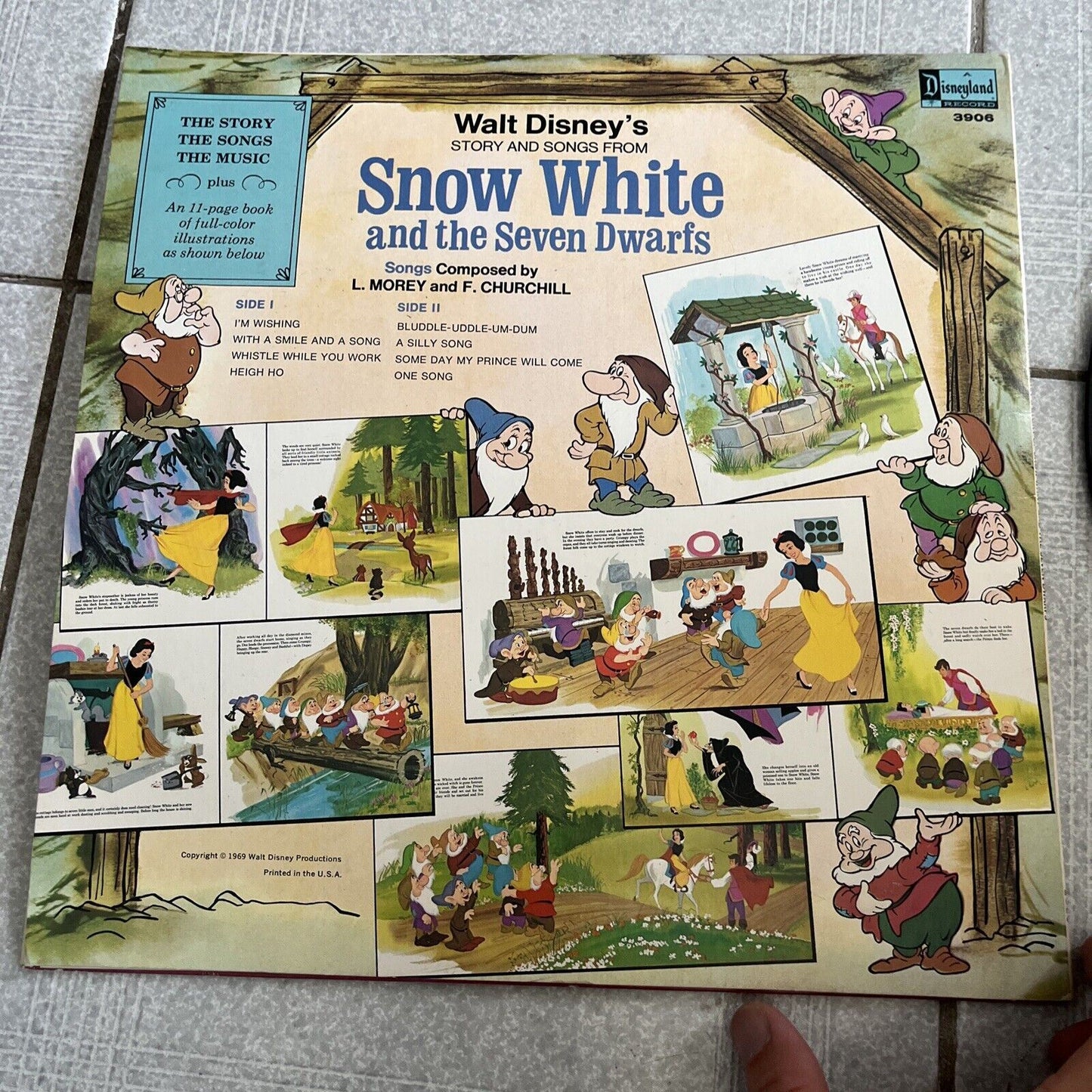 WALT DISNEY'S Snow White And The Seven Dwarfs (Vinyl Record, 1969)