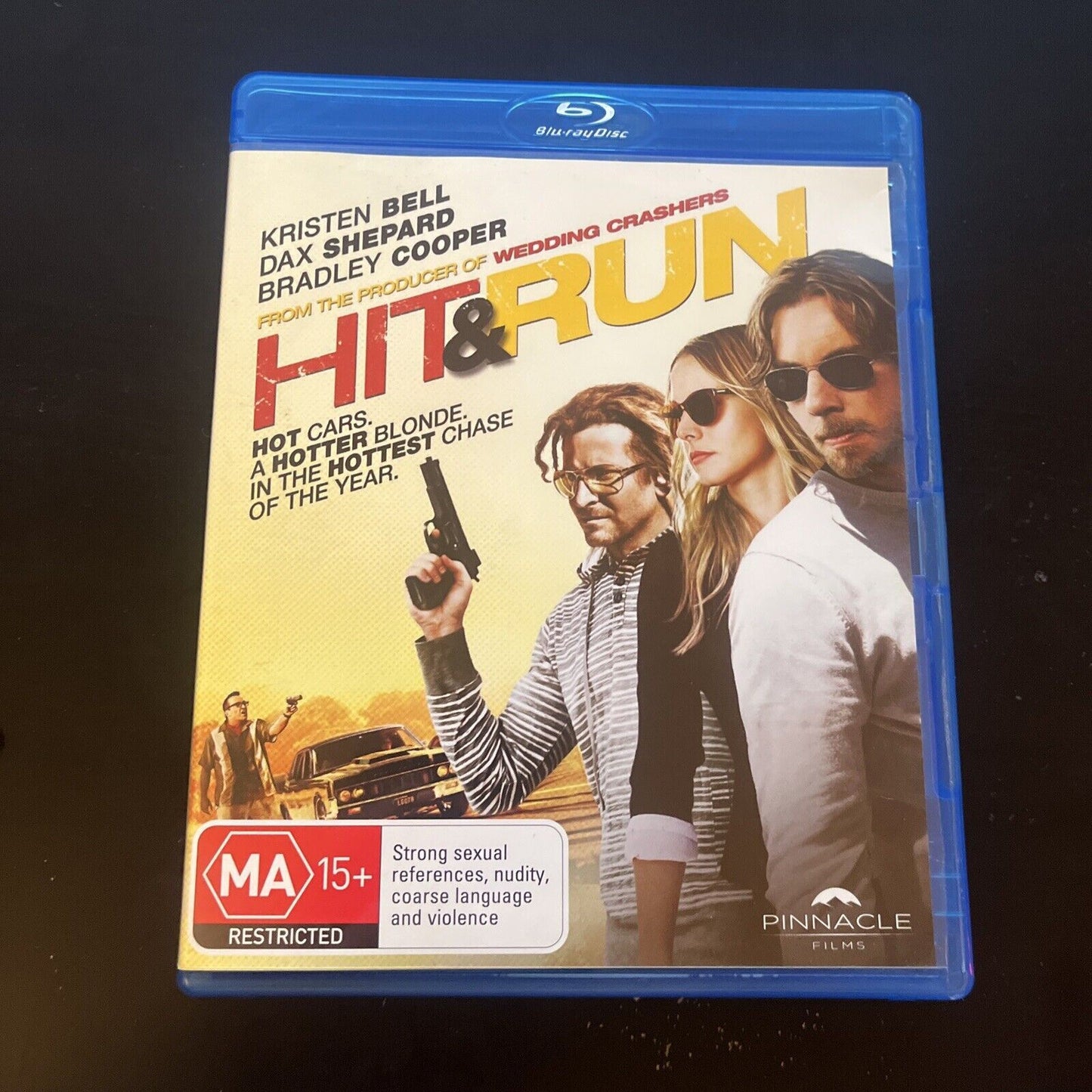 Hit and Run (Blu-Ray, 2012) Kristen Bell, Dax Shepard, Tom Arnold Region B