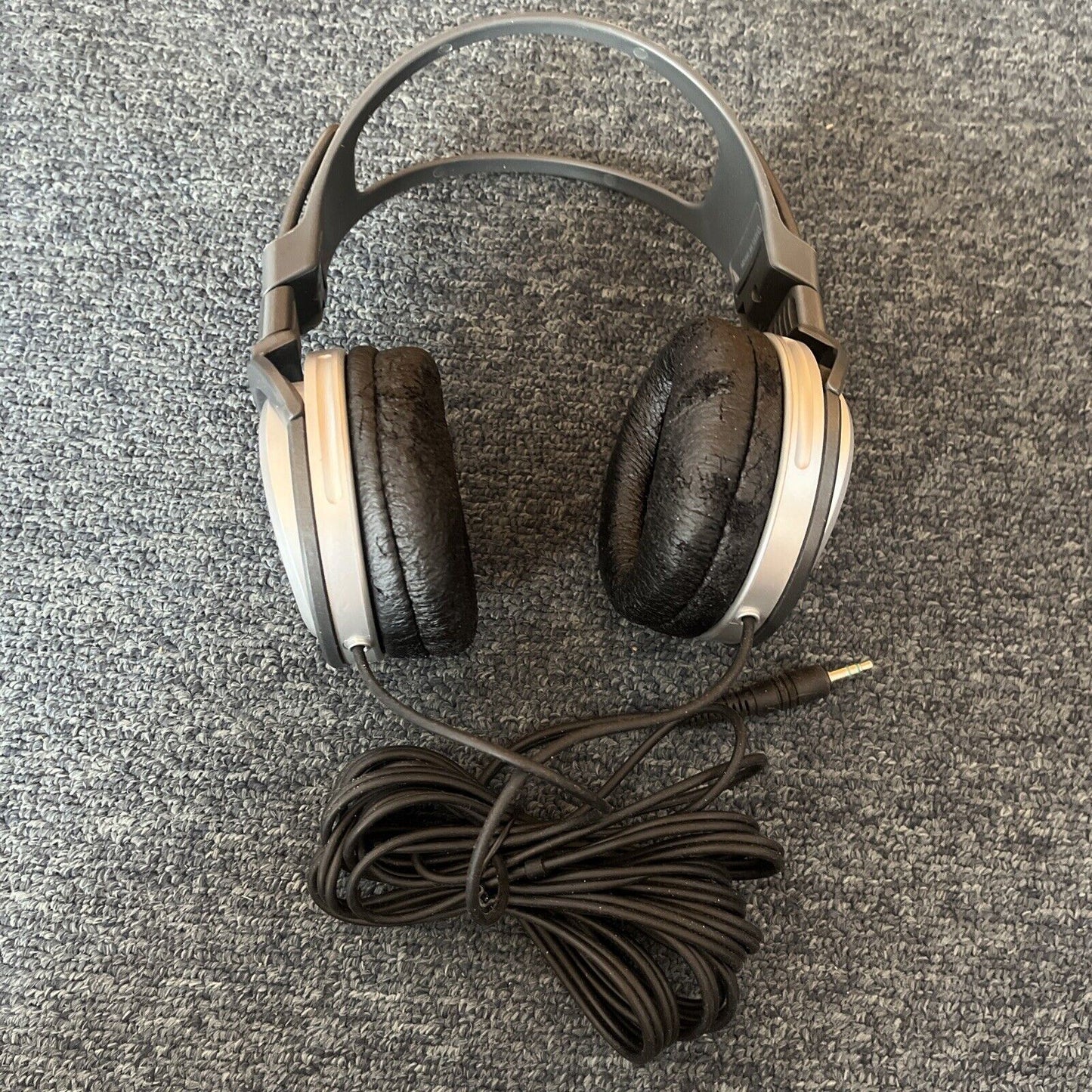 Sony Stereo Headphones MDR-XD100 Long 3m Cord 3.5mm plug