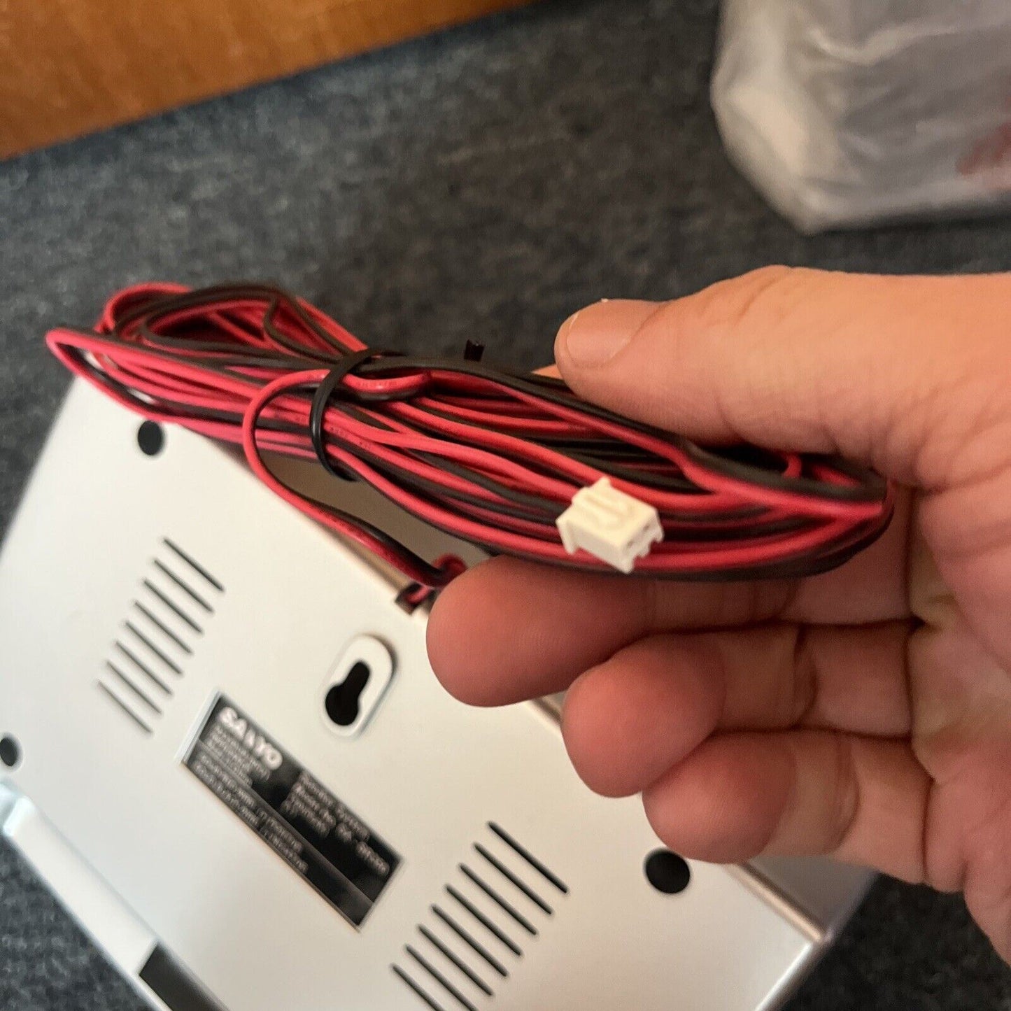 2x Sanyo Speakers Model SX-SR350 *New never used - speakers ONLY*