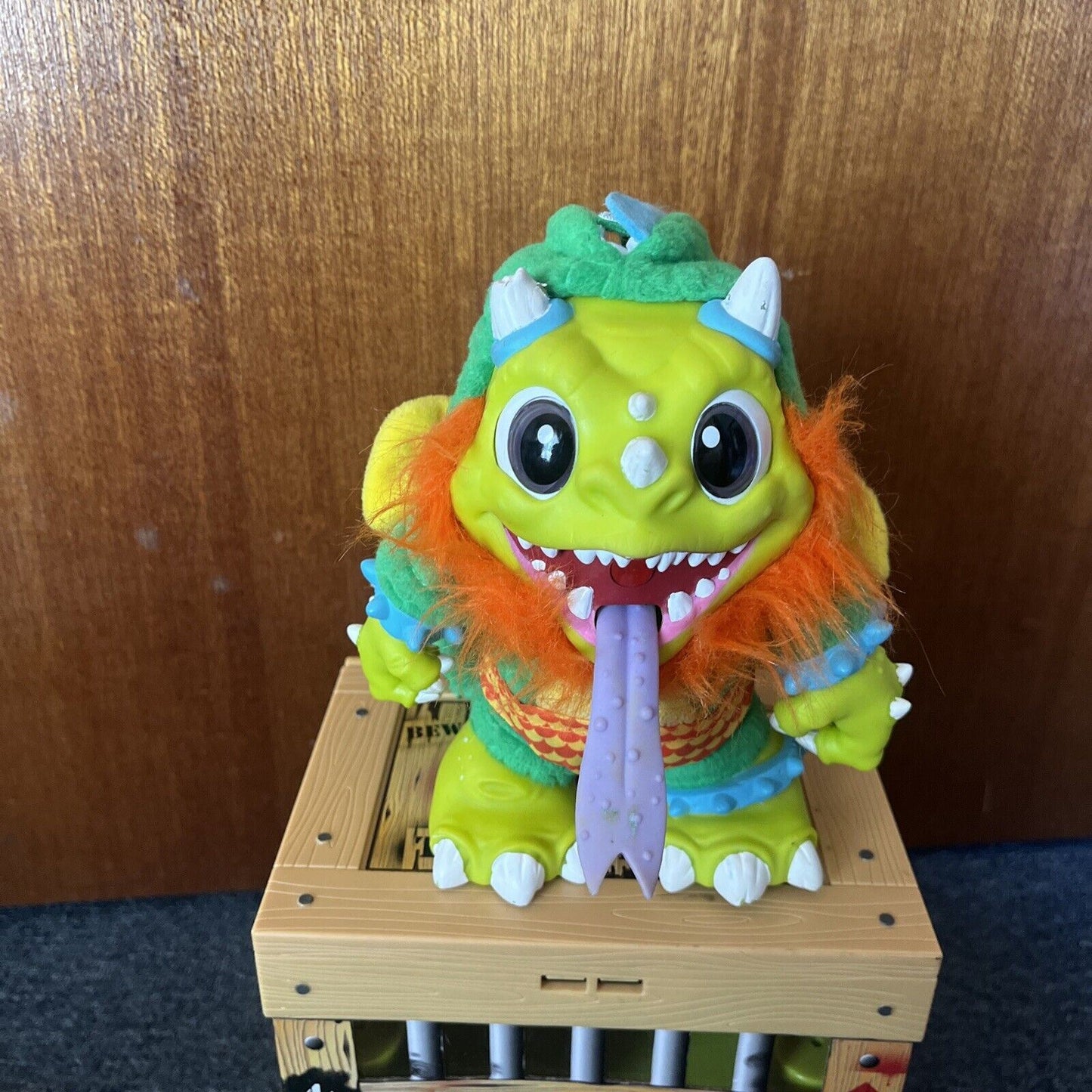 Crate Creatures Surprise - Sizzle *Lock Not Included*