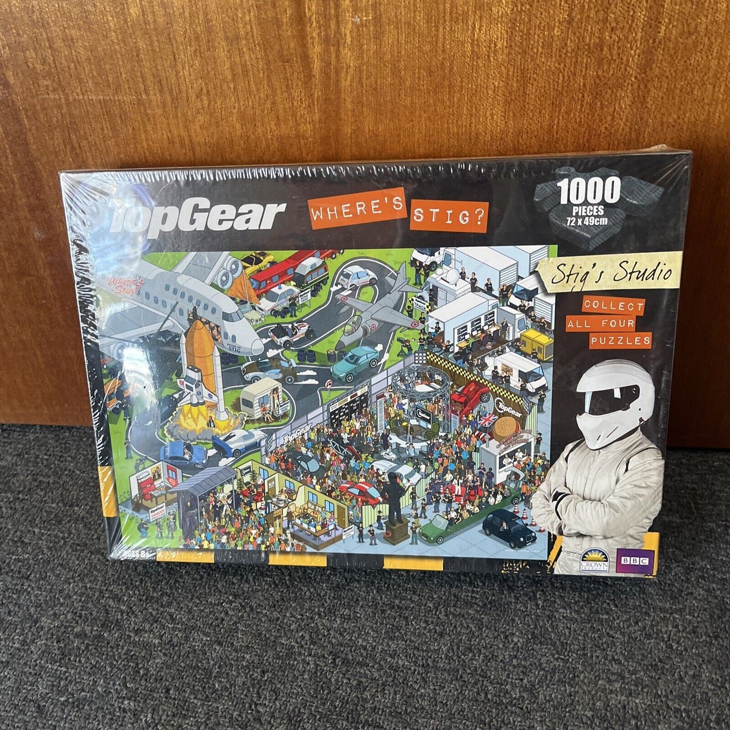 *New Sealed* Top Gear - Where's Stig ? Stig's Studio, 1000 Piece Jigsaw