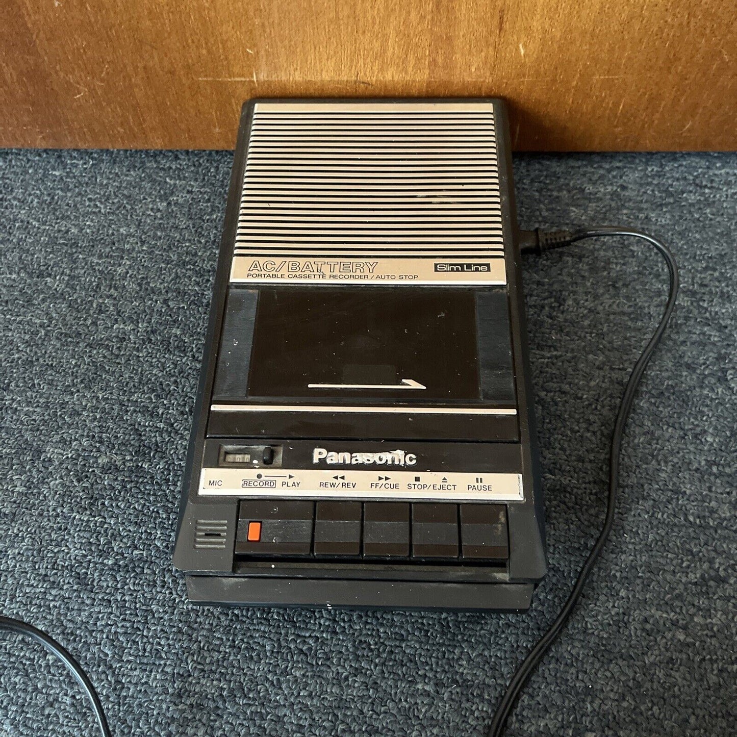 Panasonic Slim Line Portable Cassette Recorder RQ-2104 *missing battery lid*