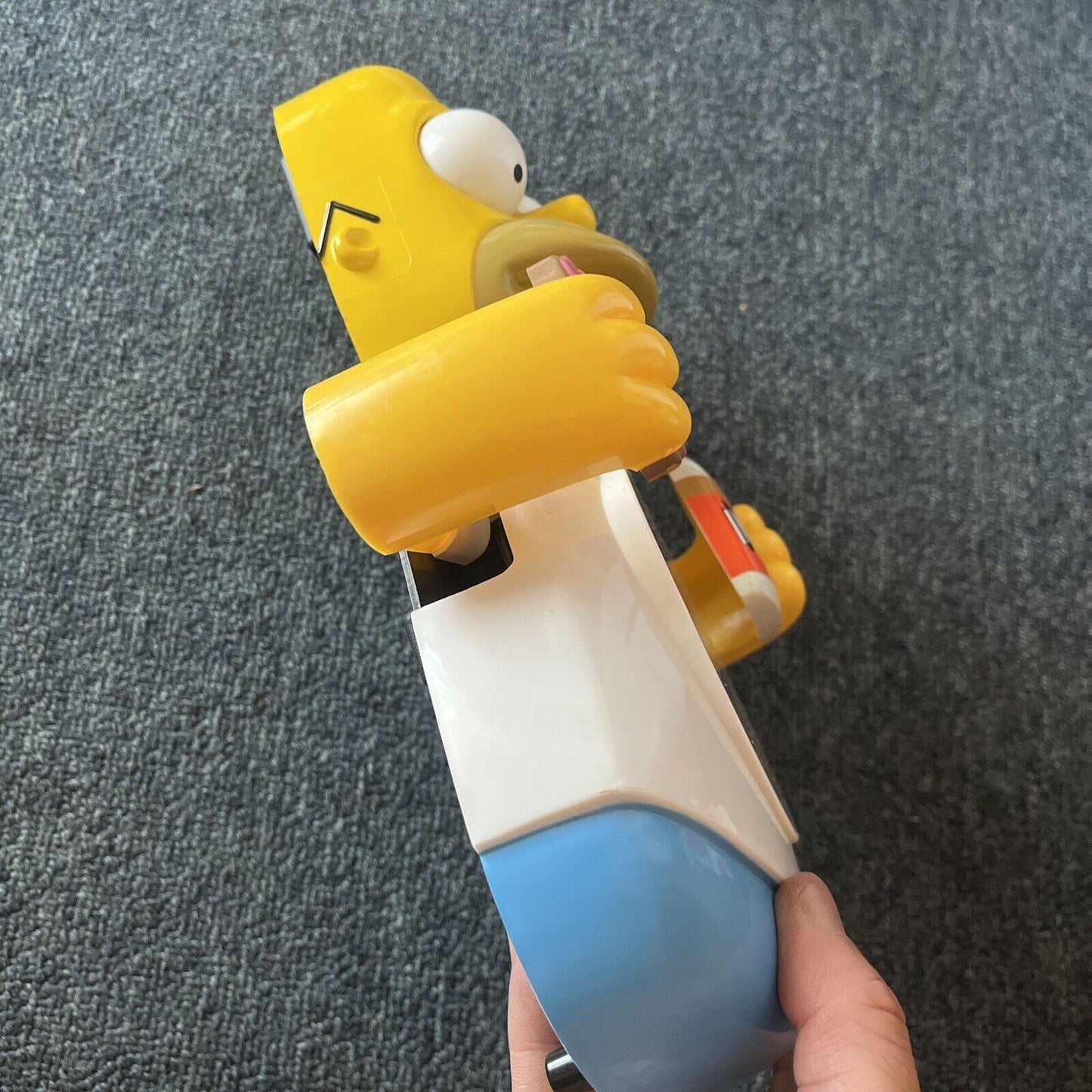 Homer Simpson Wall Clock with Moving Arms Donut Duff Beer 2009