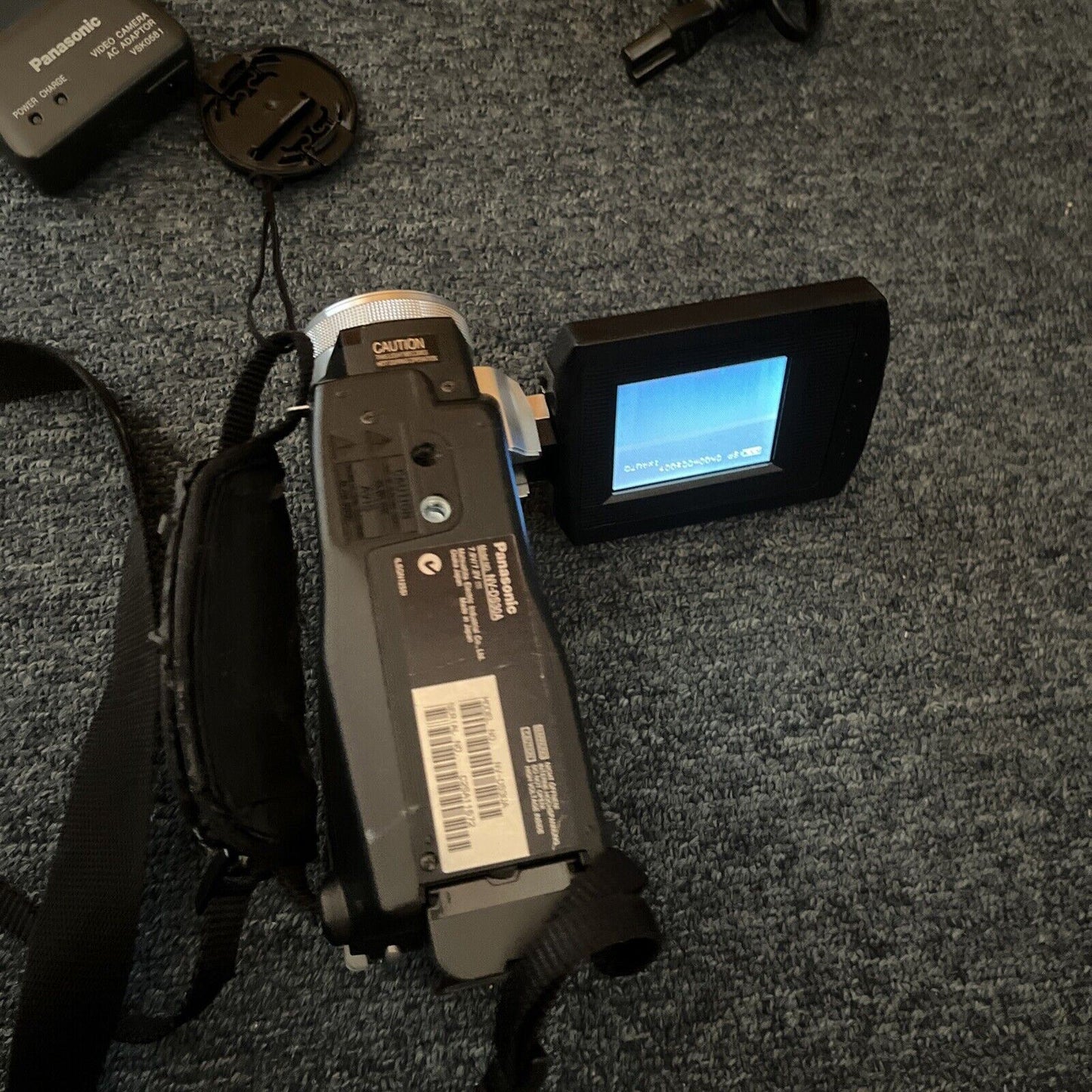 Panasonic NV-DS30 MiniDV Video Camcorder