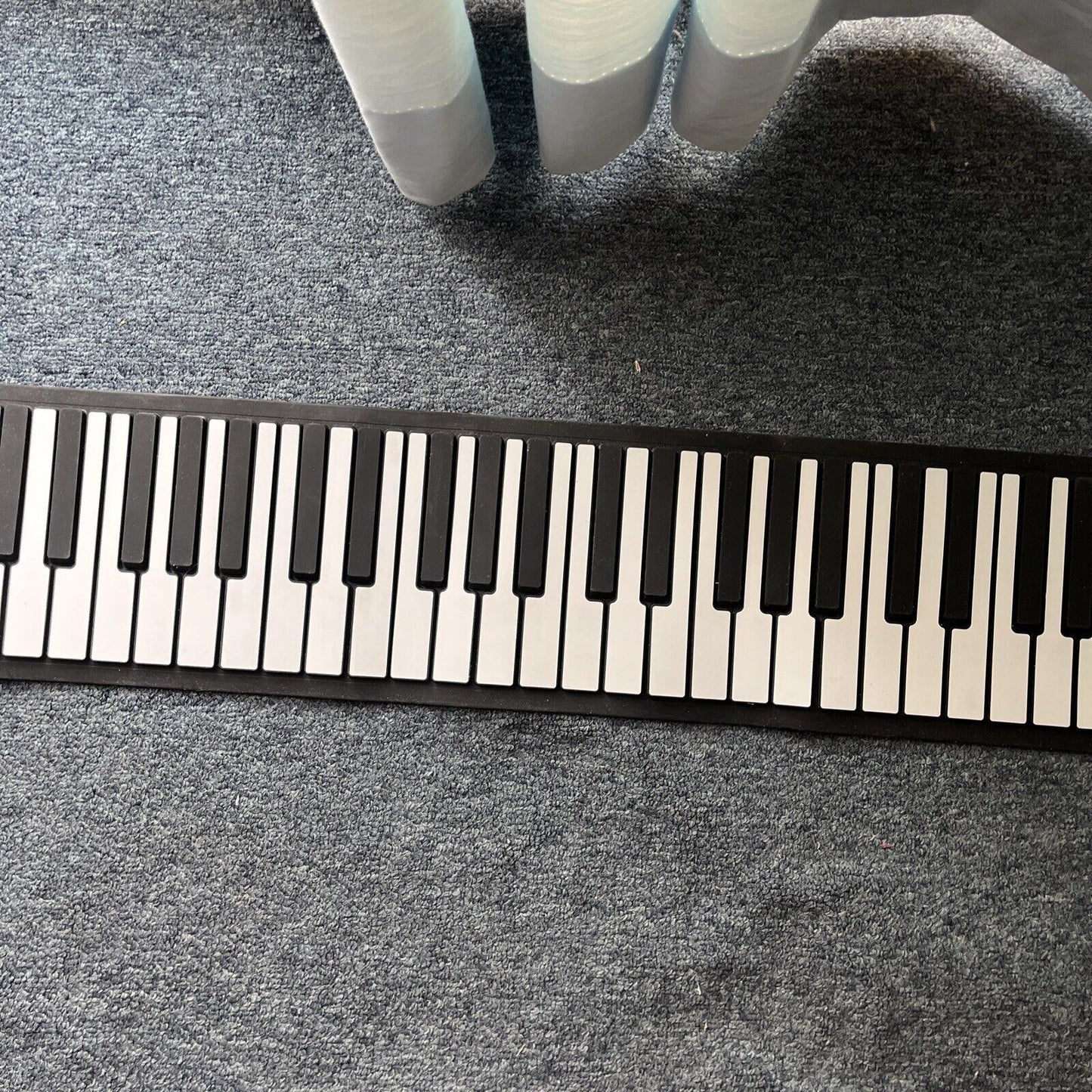 88 Keys Portable Keyboard Piano Foldable Electric Hand Rolls Piano Rechargeable