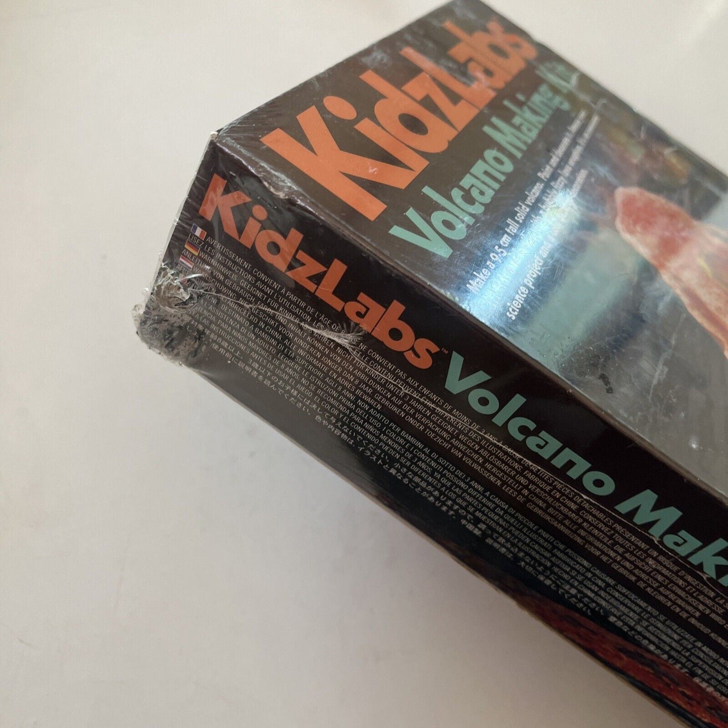 *New* 4M Volcano Making Kit KidzLabs Science Kit Make A 9.5cm Tall Solid Volcano