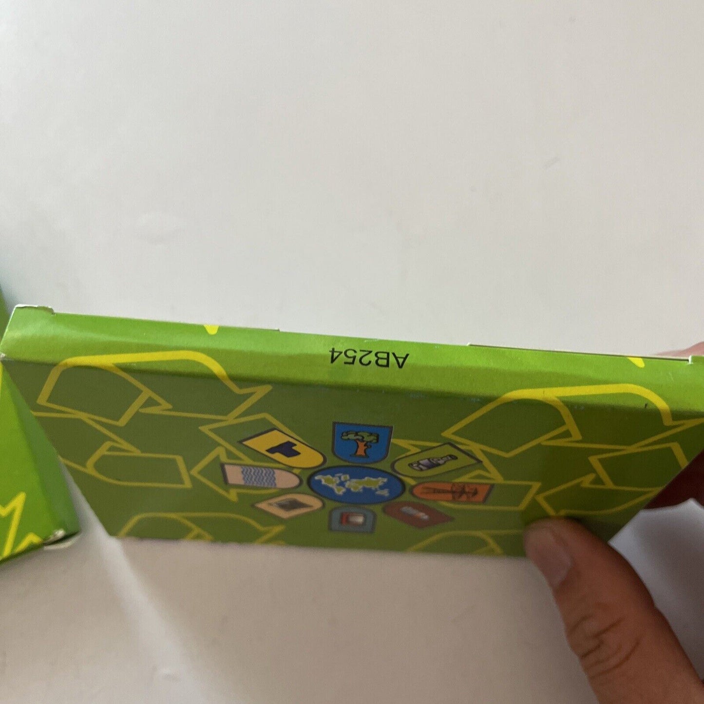 2x Malaysia Airlines Champion of the Earth Card Game