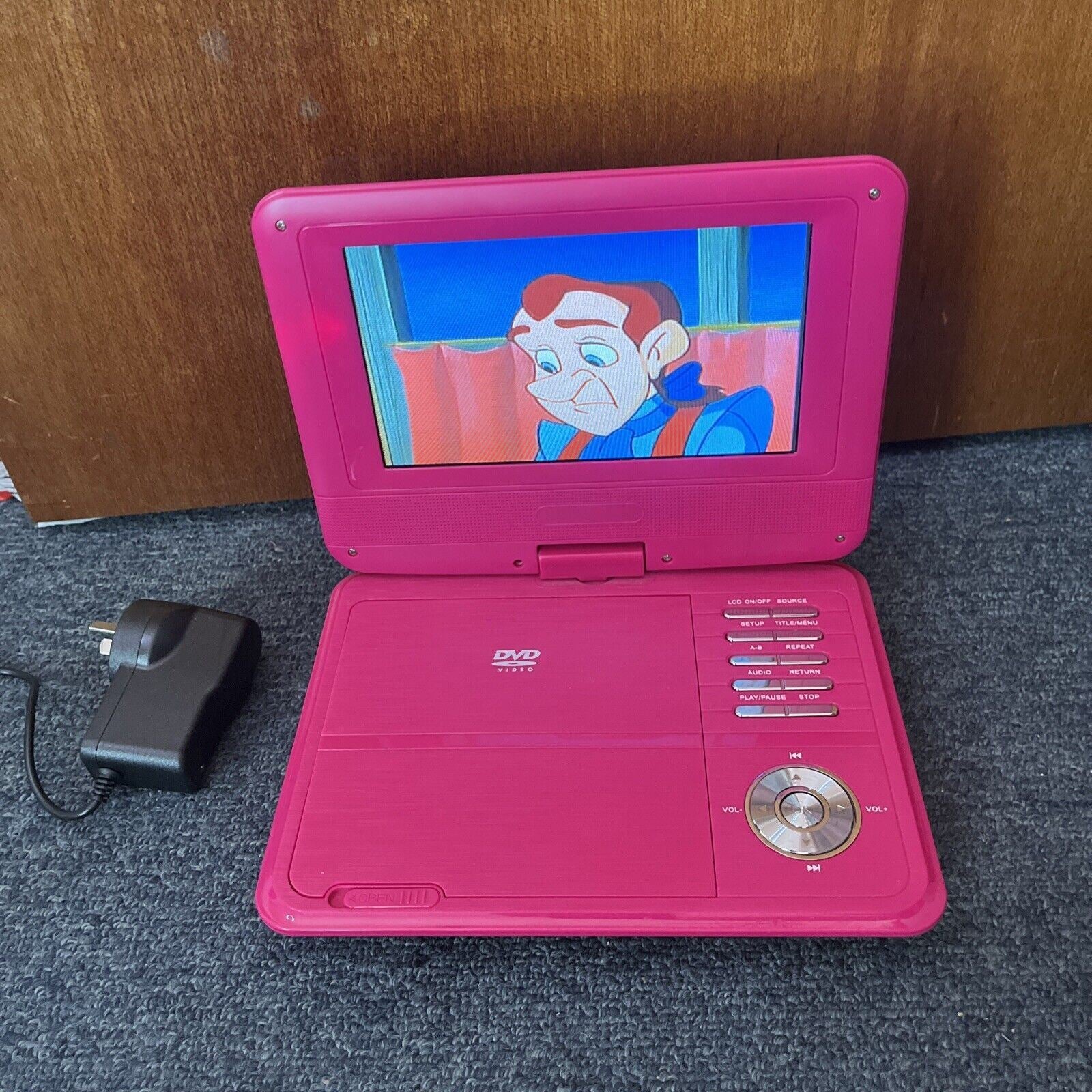 Audiosonic 7" Portable DVD Player TDV77FB4 Region 4 Retro Unit